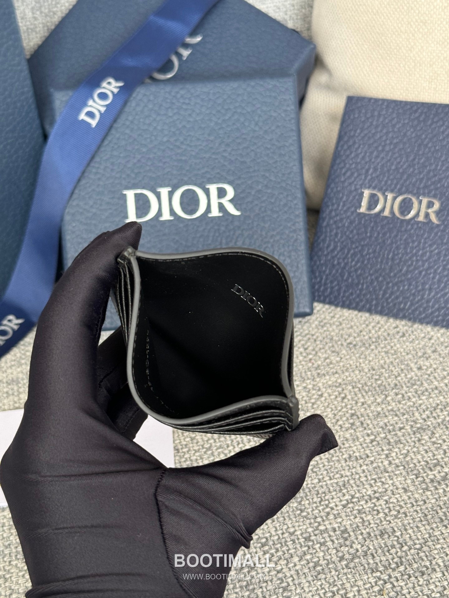 Dior Dior Gravity Pocket Card Holder Black Embossed Calfskin 디올 디올 그라비티 포켓 카드홀더 블랙 엠보스 카프스킨 10cm 9