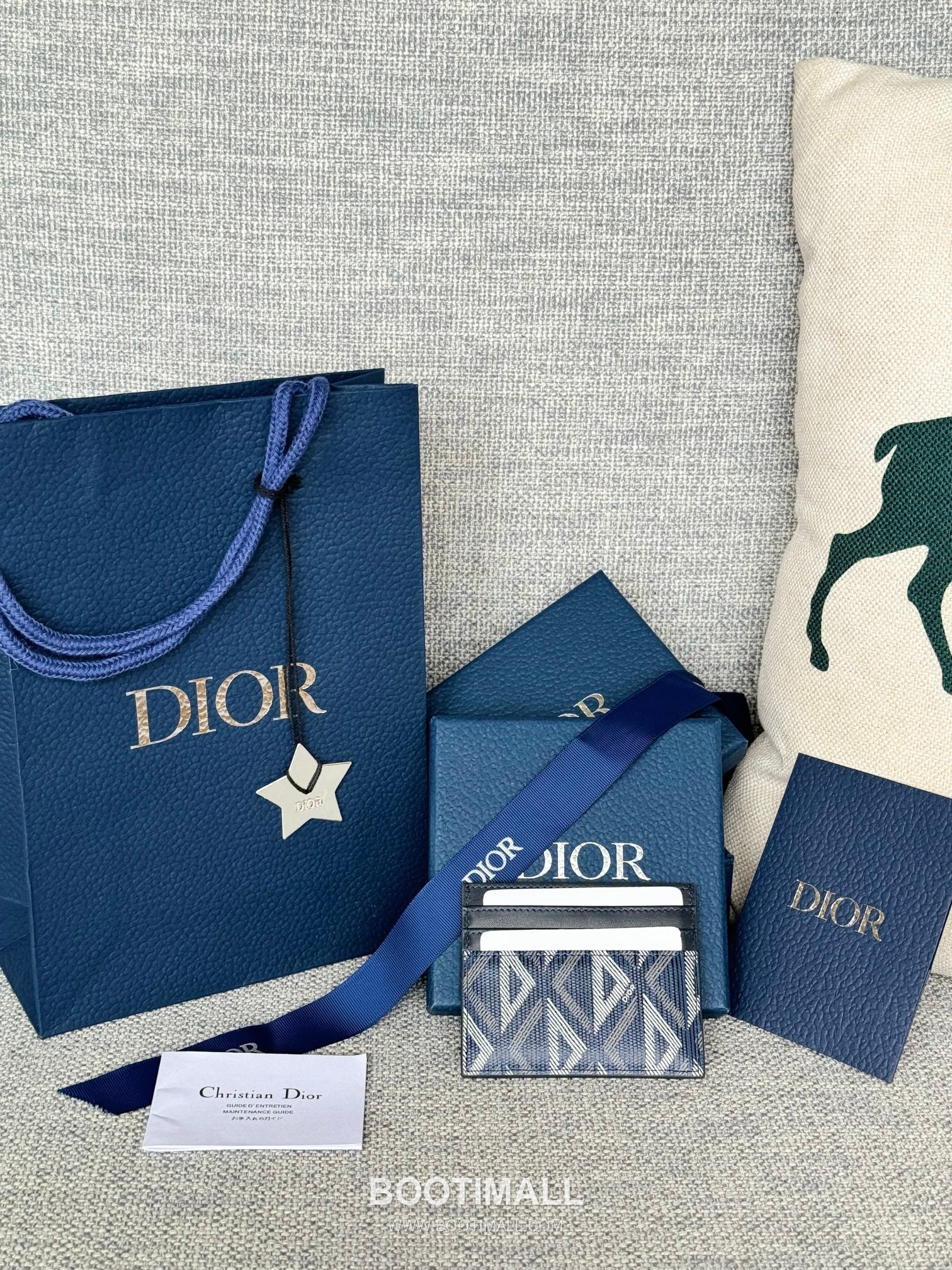 Dior Dior Gravity Pocket Card Holder Black Embossed Calfskin 디올 디올 그라비티 포켓 카드홀더 블랙 엠보스 카프스킨 10cm 2