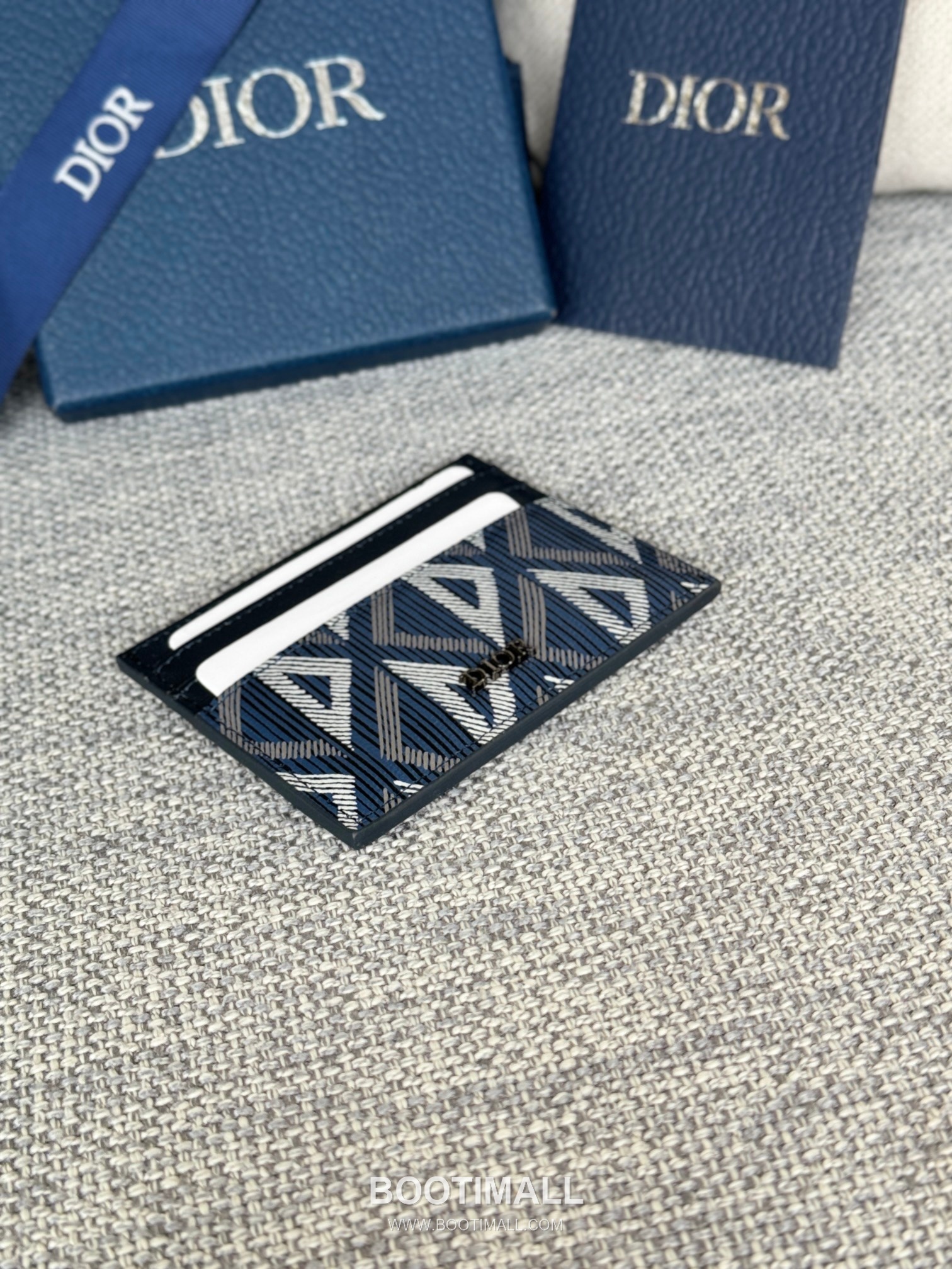 Dior Dior Gravity Pocket Card Holder Black Embossed Calfskin 디올 디올 그라비티 포켓 카드홀더 블랙 엠보스 카프스킨 10cm 4