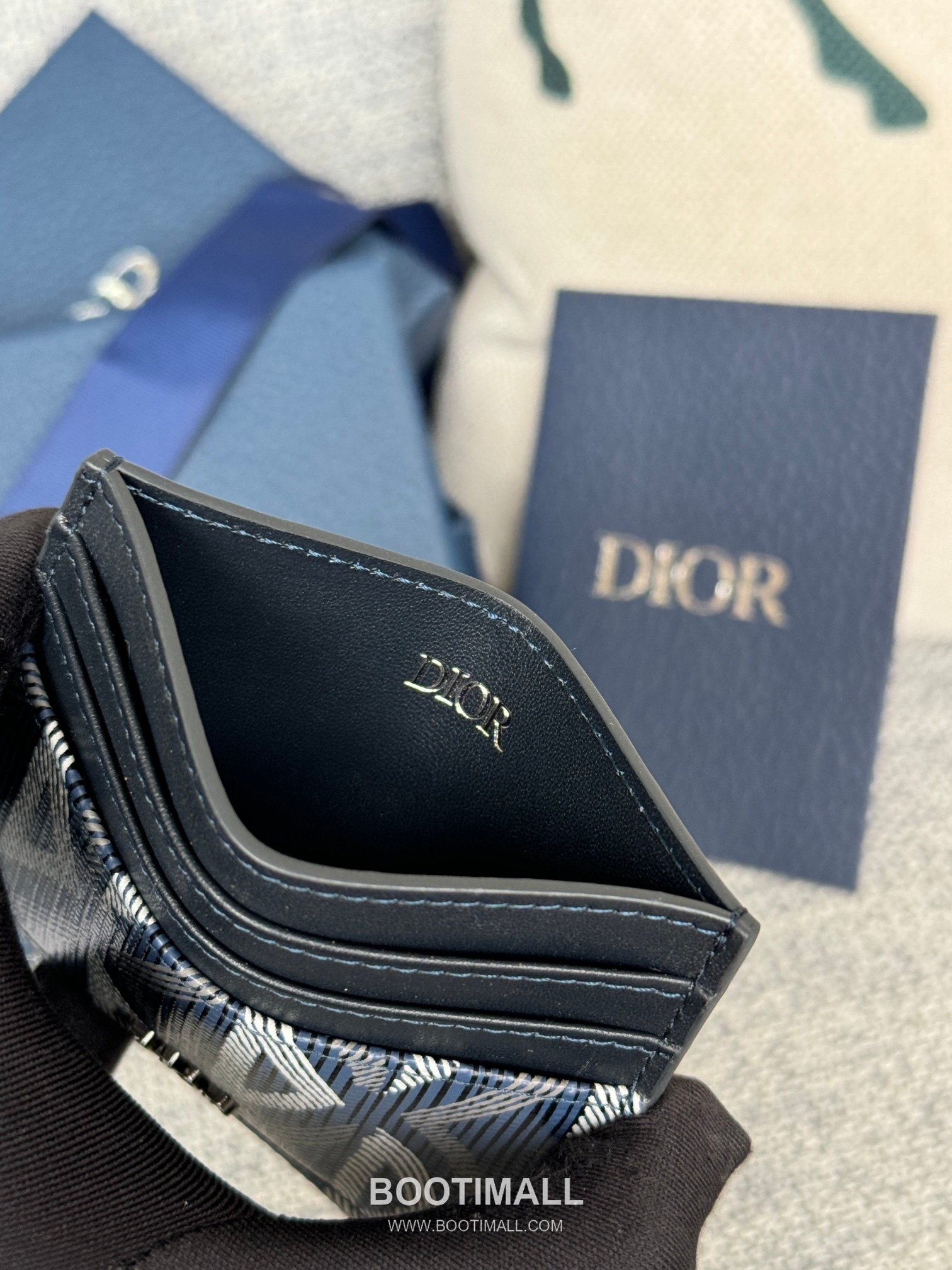 Dior Dior Gravity Pocket Card Holder Black Embossed Calfskin 디올 디올 그라비티 포켓 카드홀더 블랙 엠보스 카프스킨 10cm 9