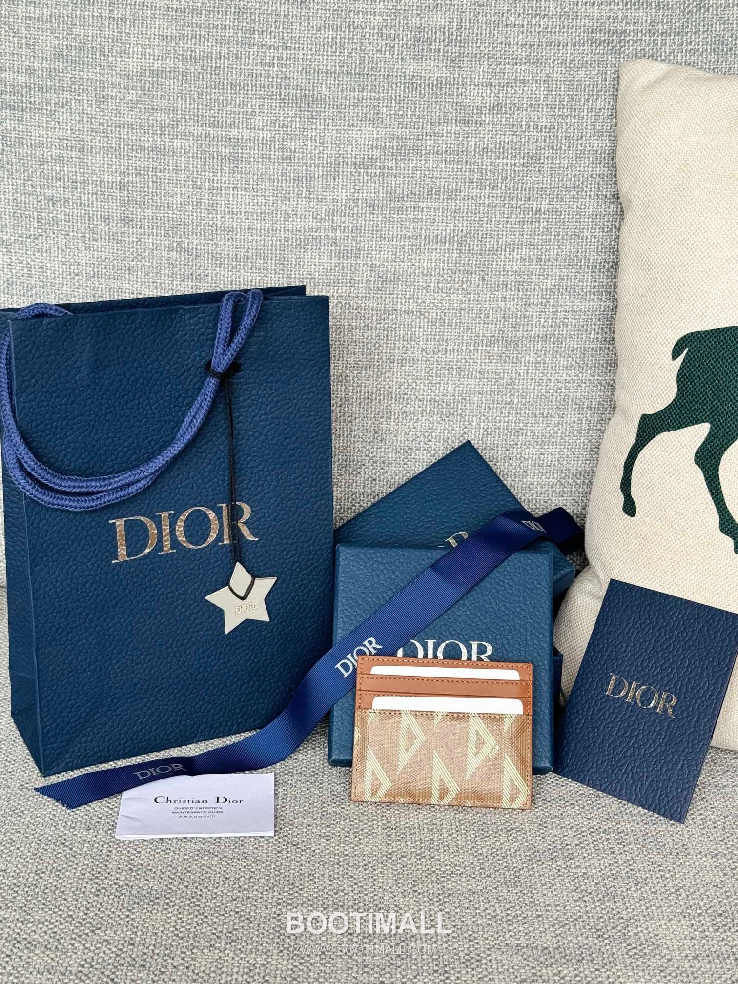 Dior Dior Gravity Pocket Card Holder Black Embossed Calfskin 디올 디올 그라비티 포켓 카드홀더 블랙 엠보스 카프스킨 10cm 2