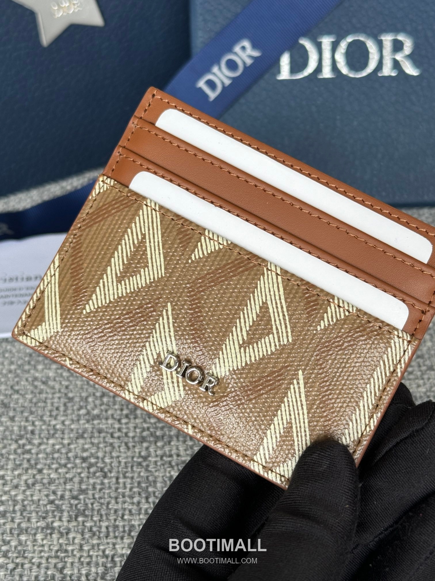 Dior Dior Gravity Pocket Card Holder Black Embossed Calfskin 디올 디올 그라비티 포켓 카드홀더 블랙 엠보스 카프스킨 10cm 5