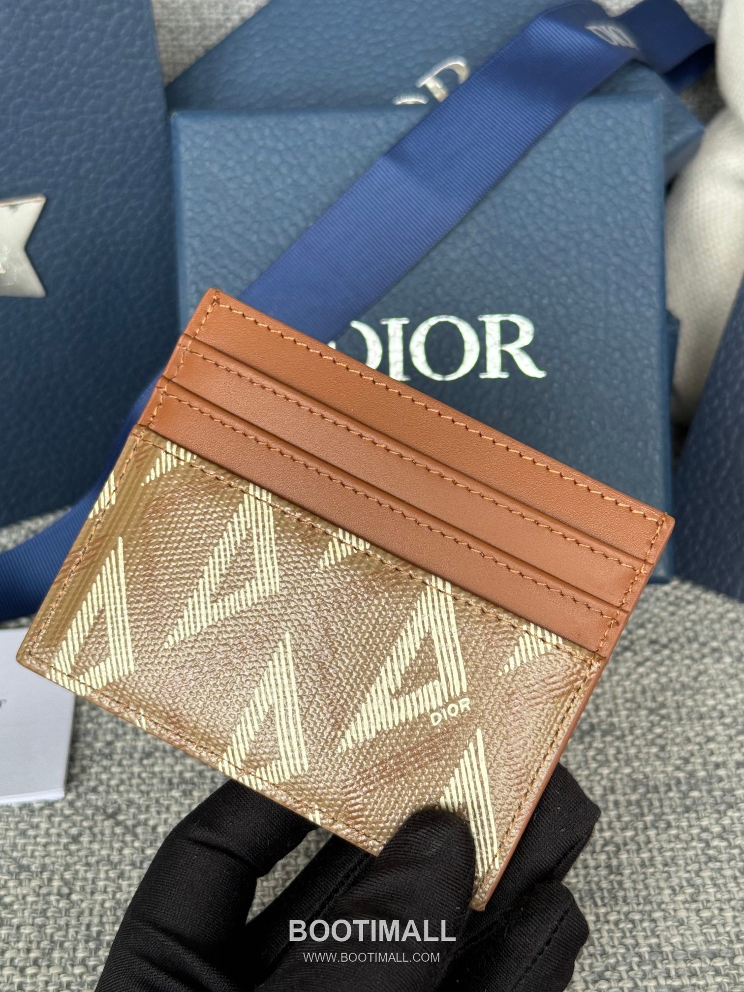 Dior Dior Gravity Pocket Card Holder Black Embossed Calfskin 디올 디올 그라비티 포켓 카드홀더 블랙 엠보스 카프스킨 10cm 6