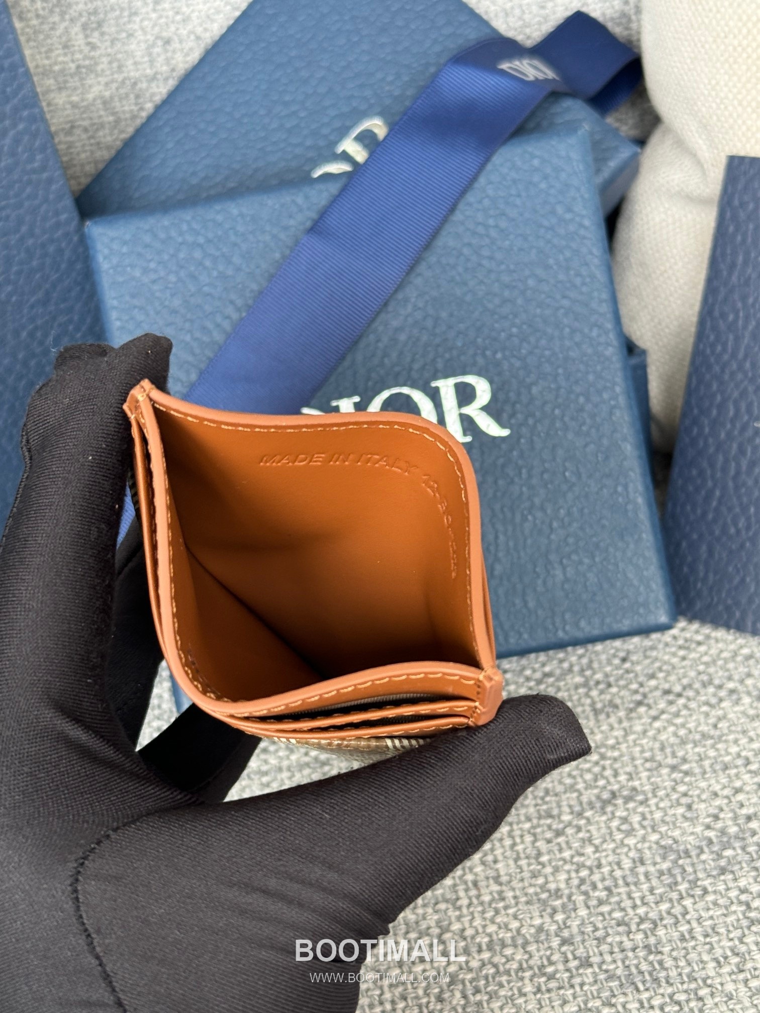 Dior Dior Gravity Pocket Card Holder Black Embossed Calfskin 디올 디올 그라비티 포켓 카드홀더 블랙 엠보스 카프스킨 10cm 7