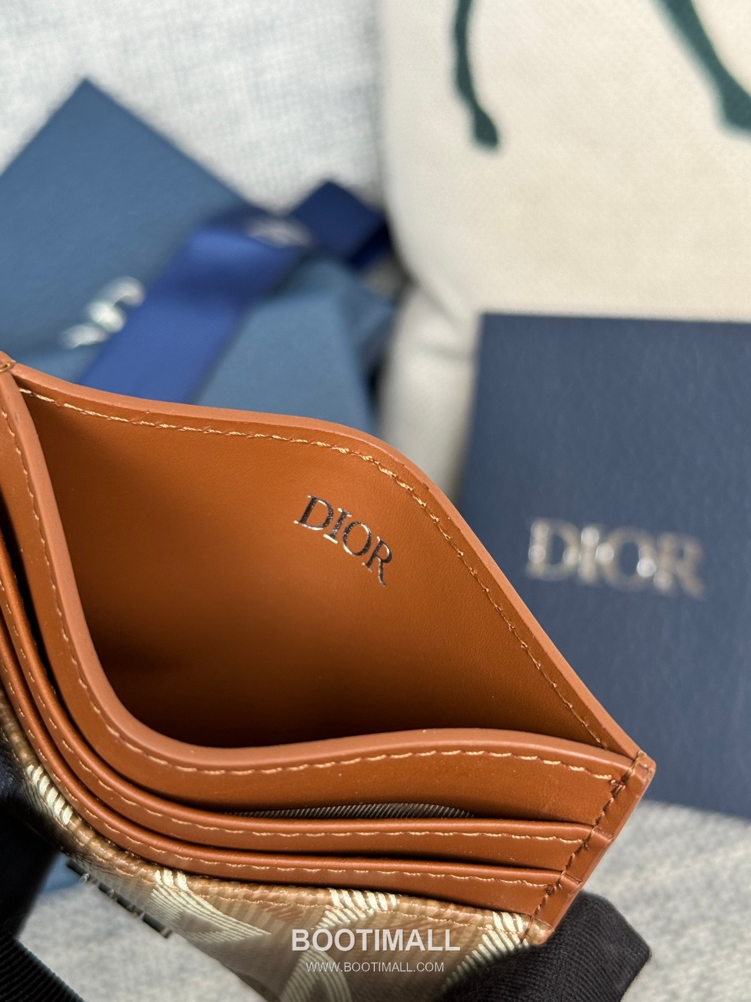 Dior Dior Gravity Pocket Card Holder Black Embossed Calfskin 디올 디올 그라비티 포켓 카드홀더 블랙 엠보스 카프스킨 10cm 9