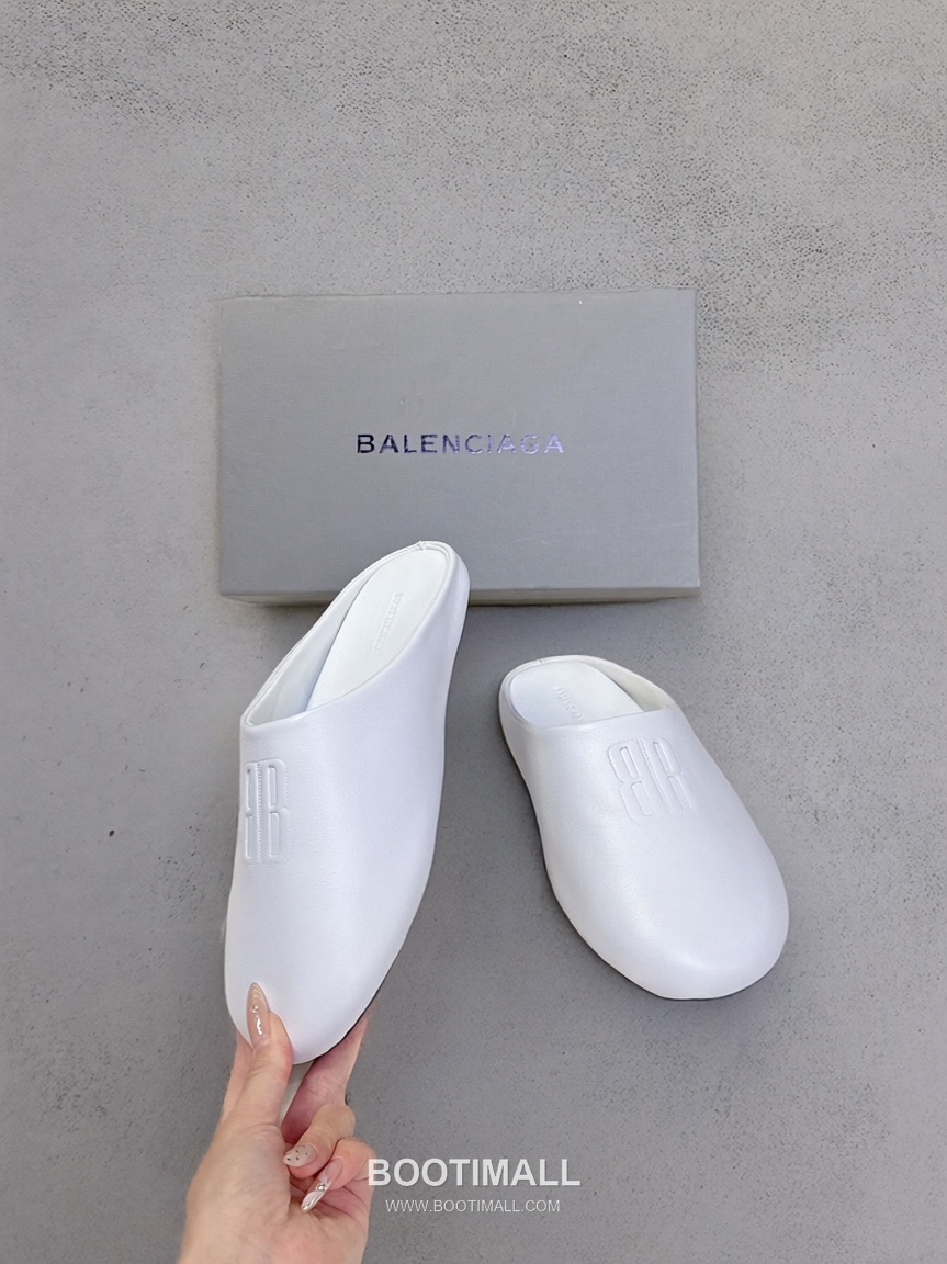 Balenciaga Pool Slide Sandals Black 발렌시아가 풀 슬라이드 샌들 블랙 4