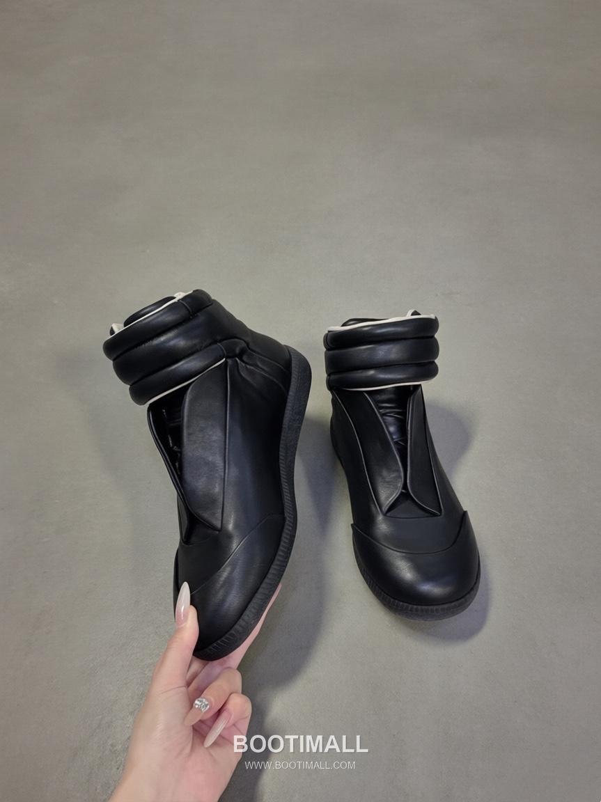 MM6 Maison Margiela Future Low Sneakers MM6 메종 마르지엘라 퓨처 로우 스니커즈 3