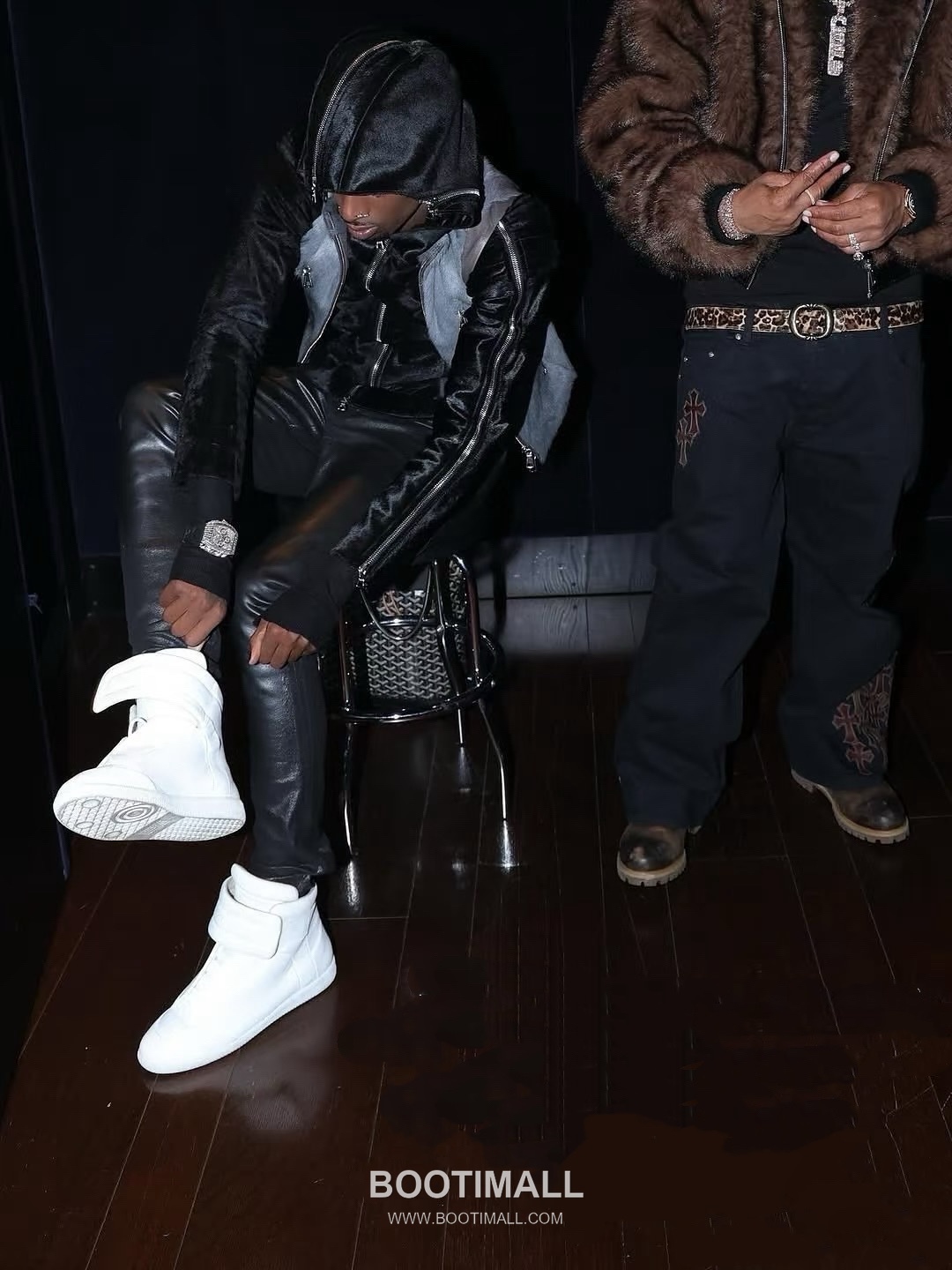 Maison Margiela Future Cowhide Black Sneakers 메종 마르지엘라 퓨처 소가죽 블랙 스니커즈 7