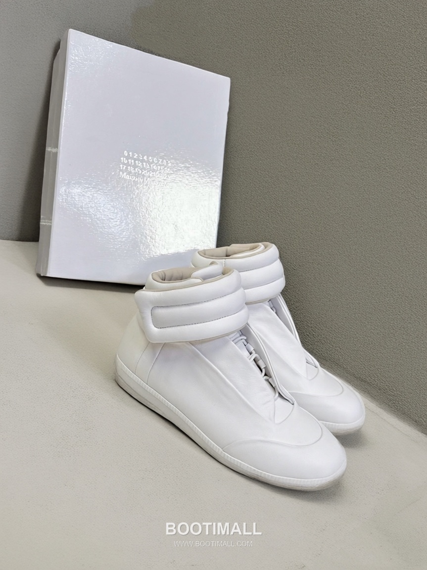 Maison Margiela Future Cowhide Black Sneakers 메종 마르지엘라 퓨처 소가죽 블랙 스니커즈 11