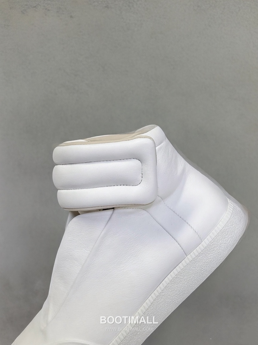 Maison Margiela Future Cowhide Black Sneakers 메종 마르지엘라 퓨처 소가죽 블랙 스니커즈 14