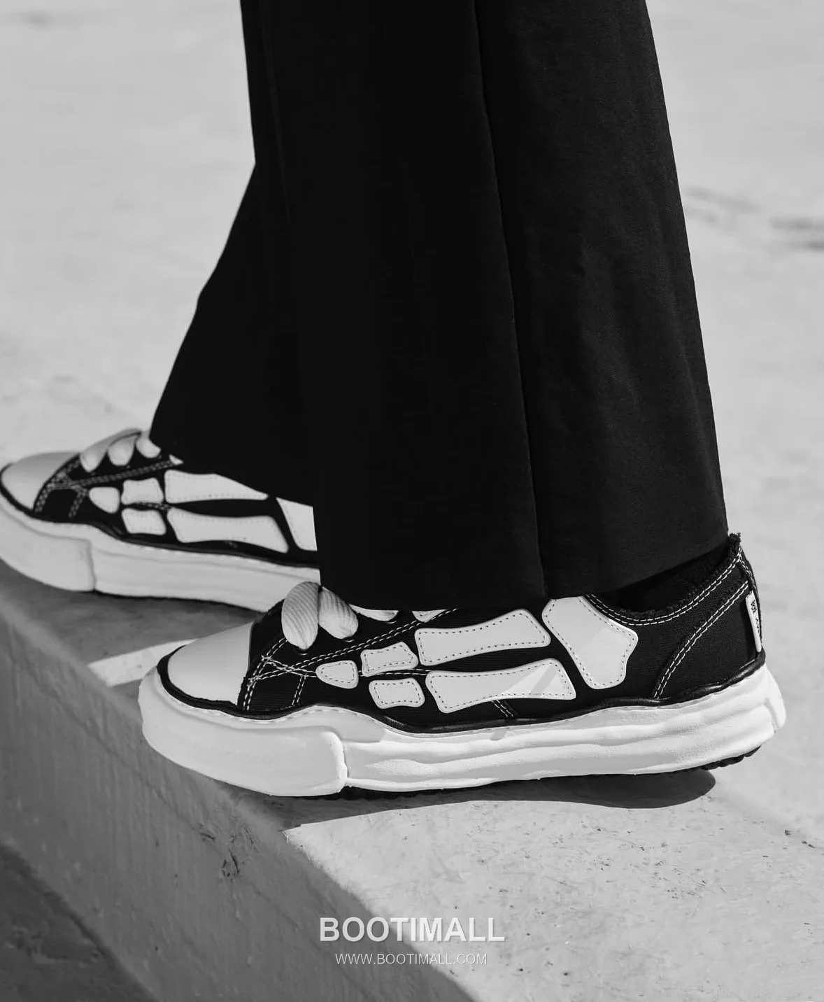 AMIRI x Maison Mihara Yasuhiro Skeleton Low Sneakers 아미리 미하라야스히로 스켈레톤 로우 스니커즈 1