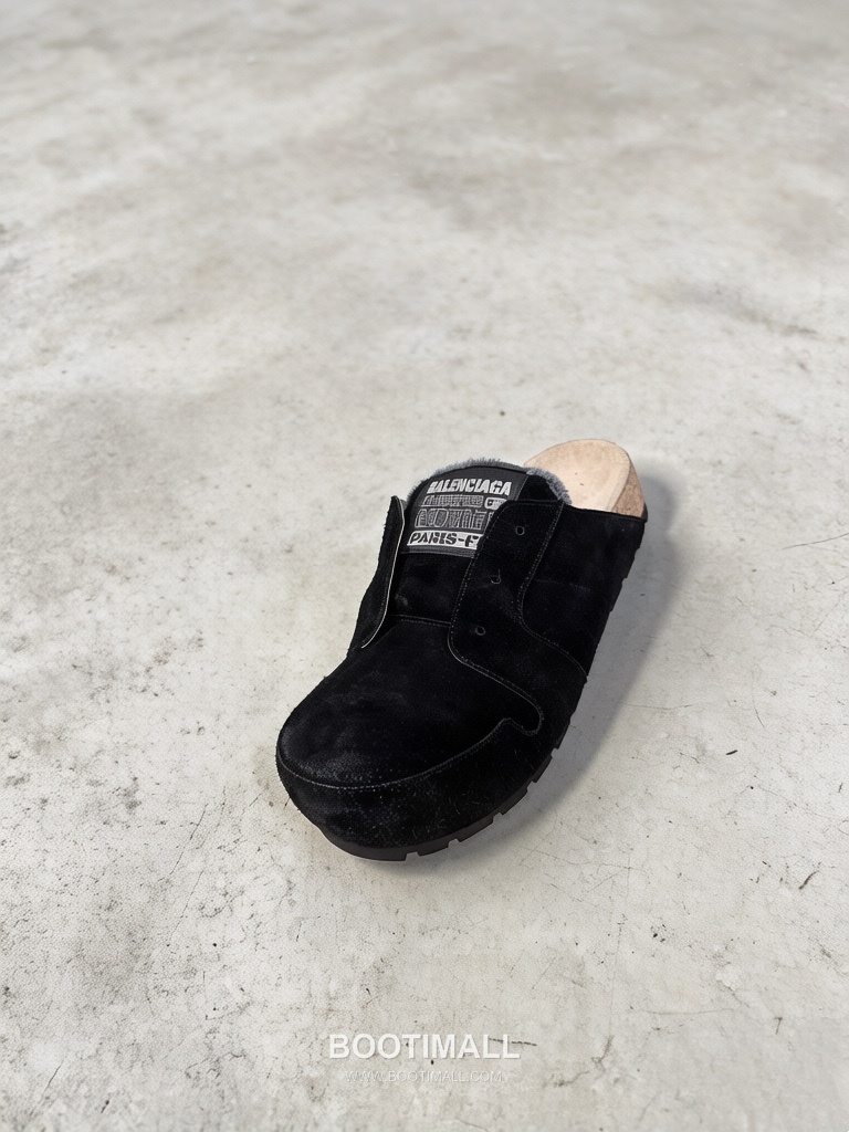 Balenciaga Fur Mule Sandals Black 발렌시아가 퍼 뮬 샌들 블랙 3