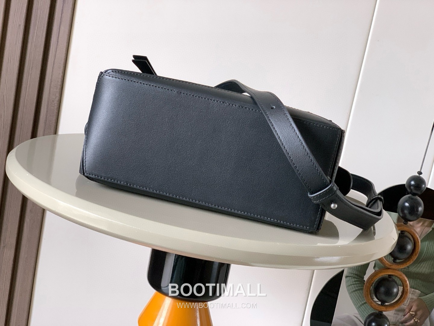 Loewe Panta Puzzle Small Shiny Calfskin Black Handbag 로에베 판타 퍼즐 스몰 052557100 샤이니 카프스킨 블랙 핸드백 24cm 12