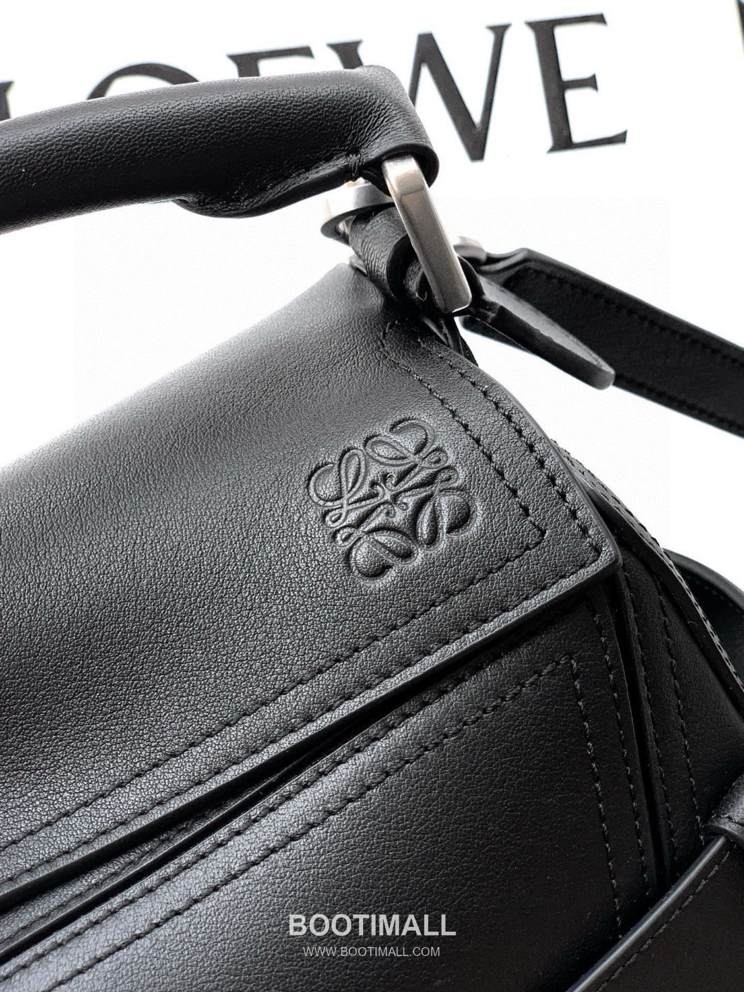 Loewe Puzzle Biker Small Glossy Calfskin Handbag 로에베 퍼즐 바이커 스몰 052517100 글로시 카프스킨 핸드백 24cm 11