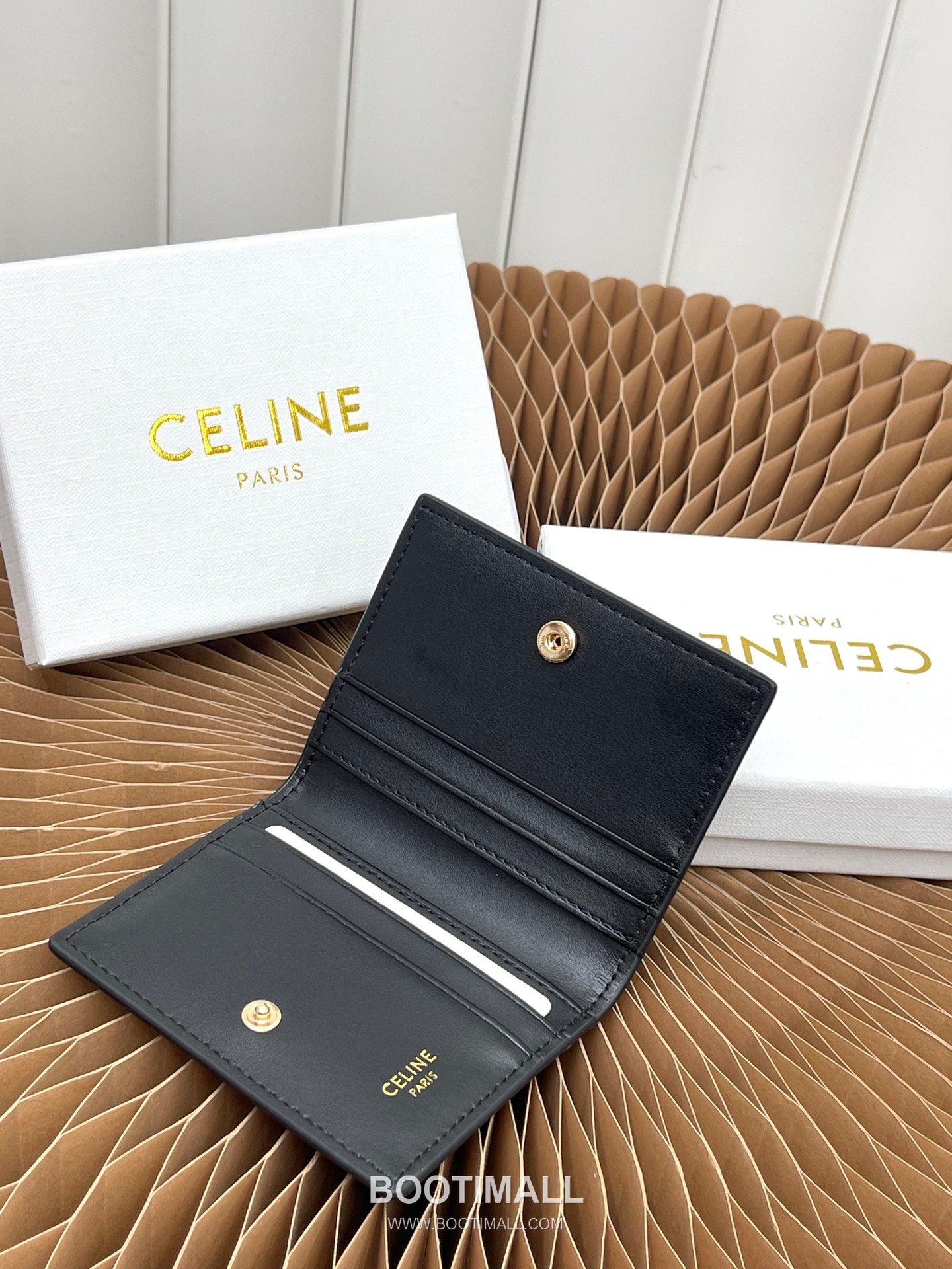Celine Triomphe Bi-Fold Card Holder 셀린느 트리옹프 더블 폴드 카드홀더 10cm 6