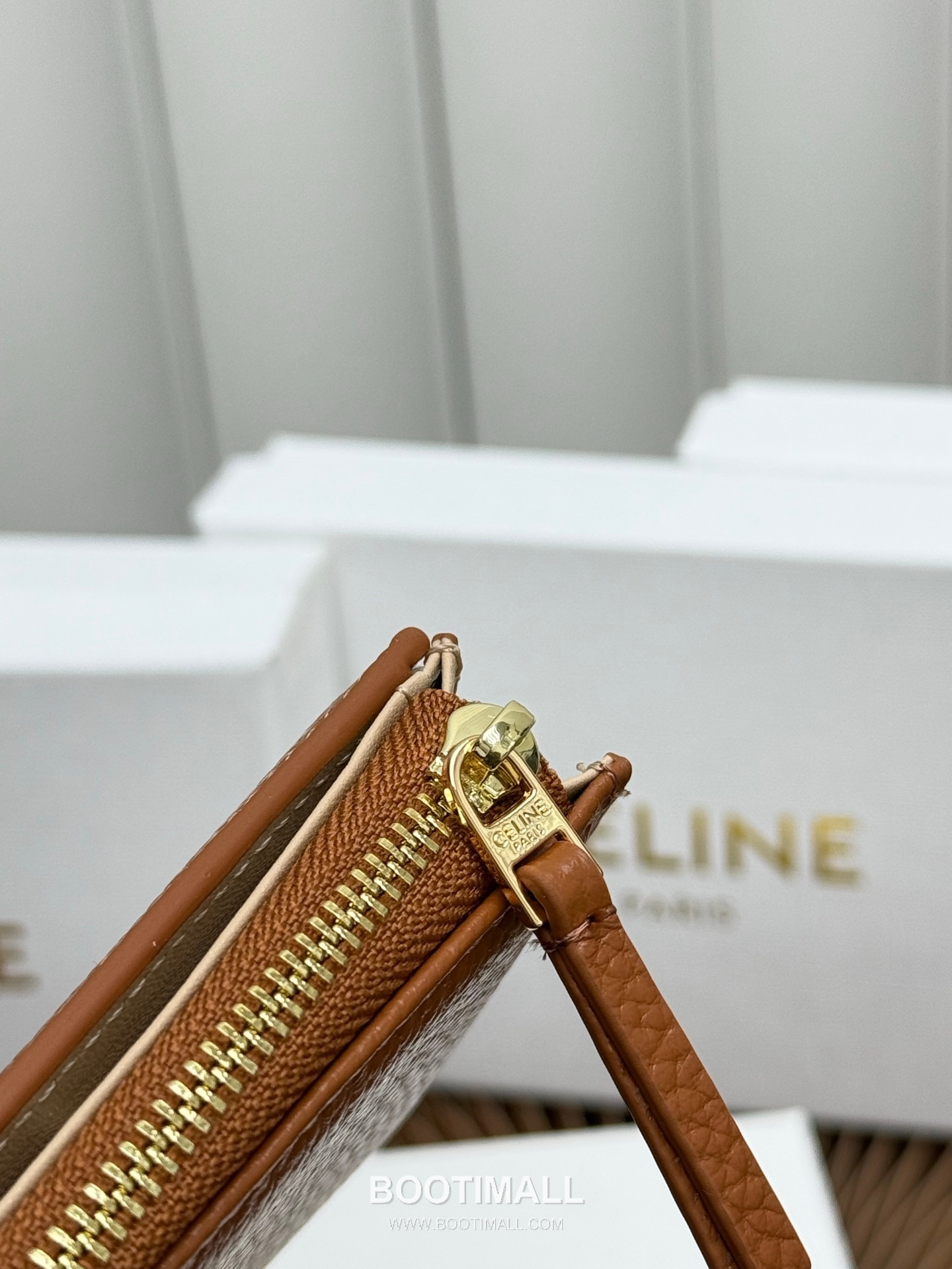 Celine Triomphe Small Wallet 셀린느 트리옹프 스몰 반지갑 L100254 10.5cm 6