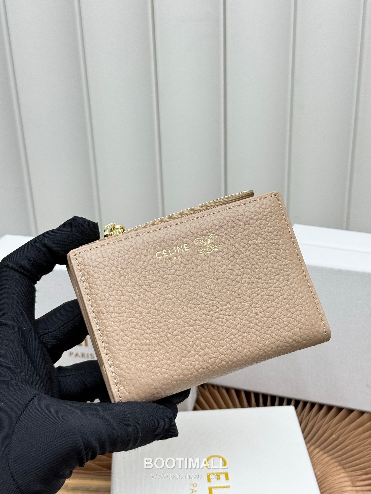 Celine Triomphe Small Wallet 셀린느 트리옹프 스몰 반지갑 L100254 10.5cm 2