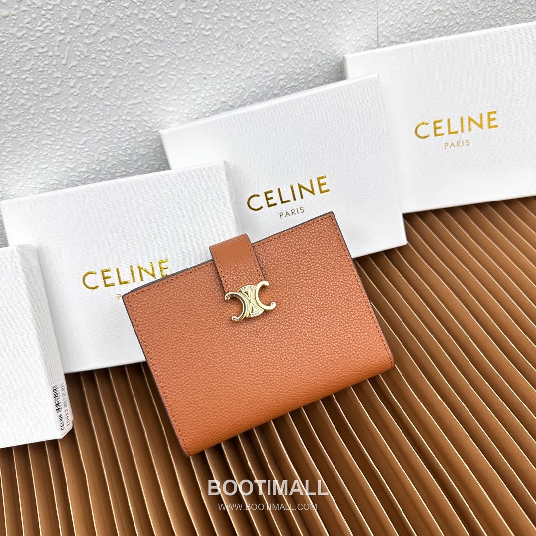 Celine Victoire Medium Wallet in Calfskin 셀린느 빅투아르 미디엄 카프스킨 지갑 10912 14cm 1