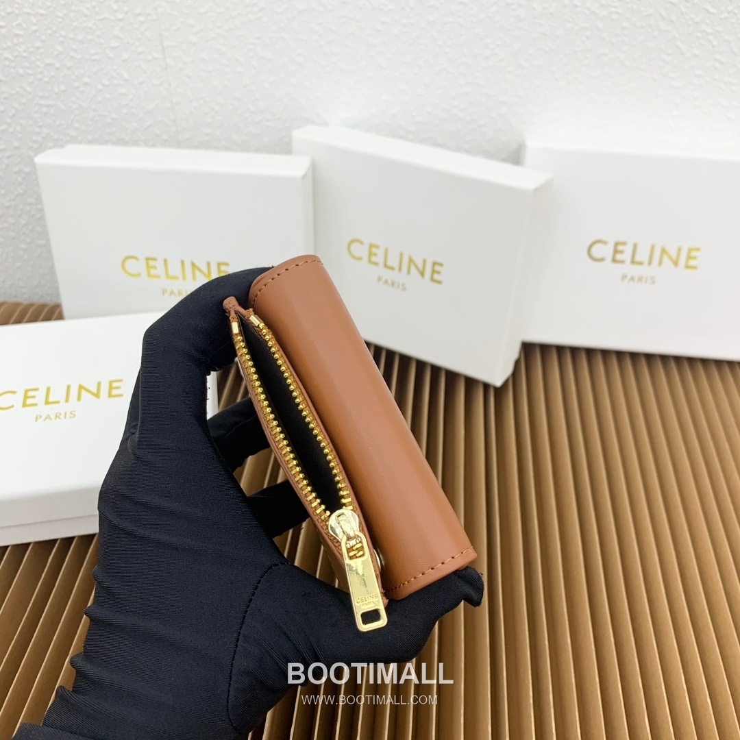 Celine Triomphe Glossy Calfskin Small Wallet with Coin Pouch 셀린느 트리옹프 글로시 카프스킨 스몰 지갑 16332 9.5cm 3