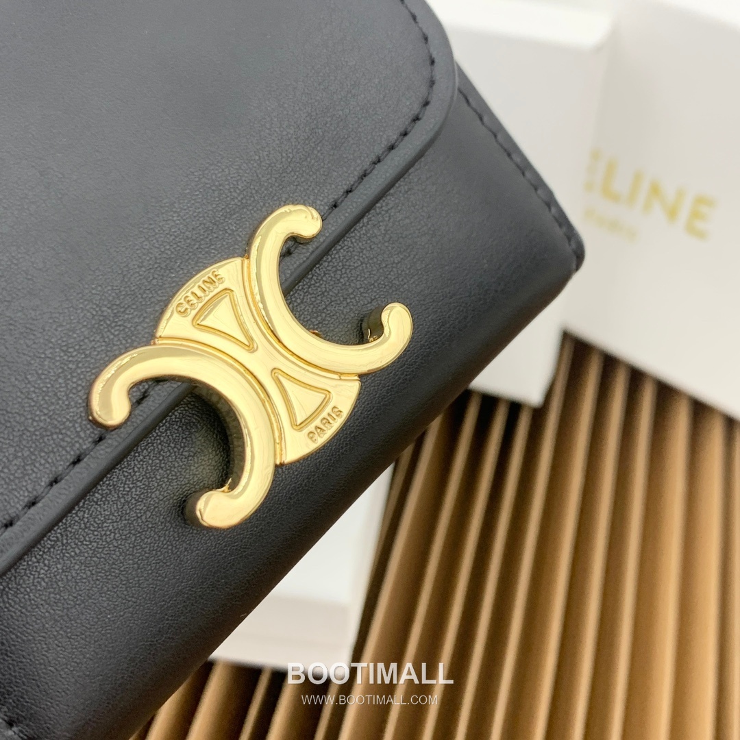 Celine Triomphe Glossy Calfskin Small Wallet with Coin Pouch 셀린느 트리옹프 글로시 카프스킨 스몰 지갑 16332 9.5cm 7