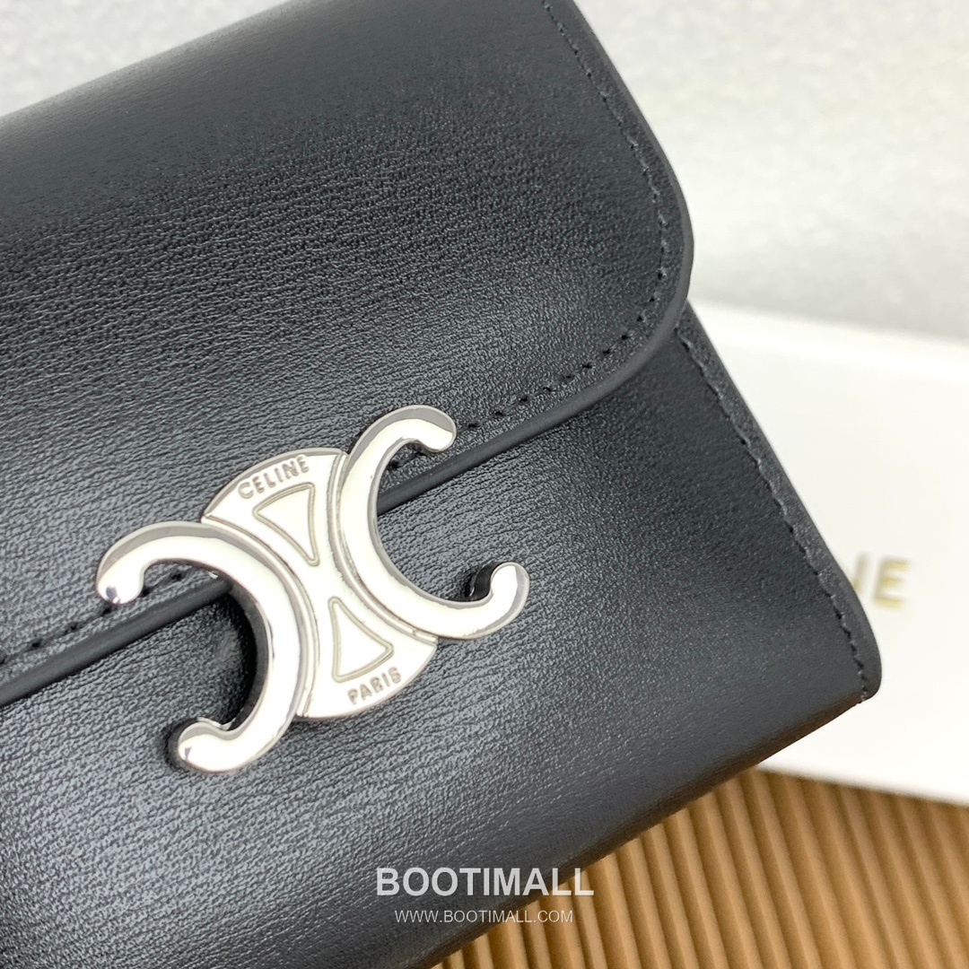 Celine Triomphe Small Flap Wallet in Glossy Lambskin 셀린느 트리옹프 글로시 램스킨 스몰 플랩 지갑 10783 10.5cm 6