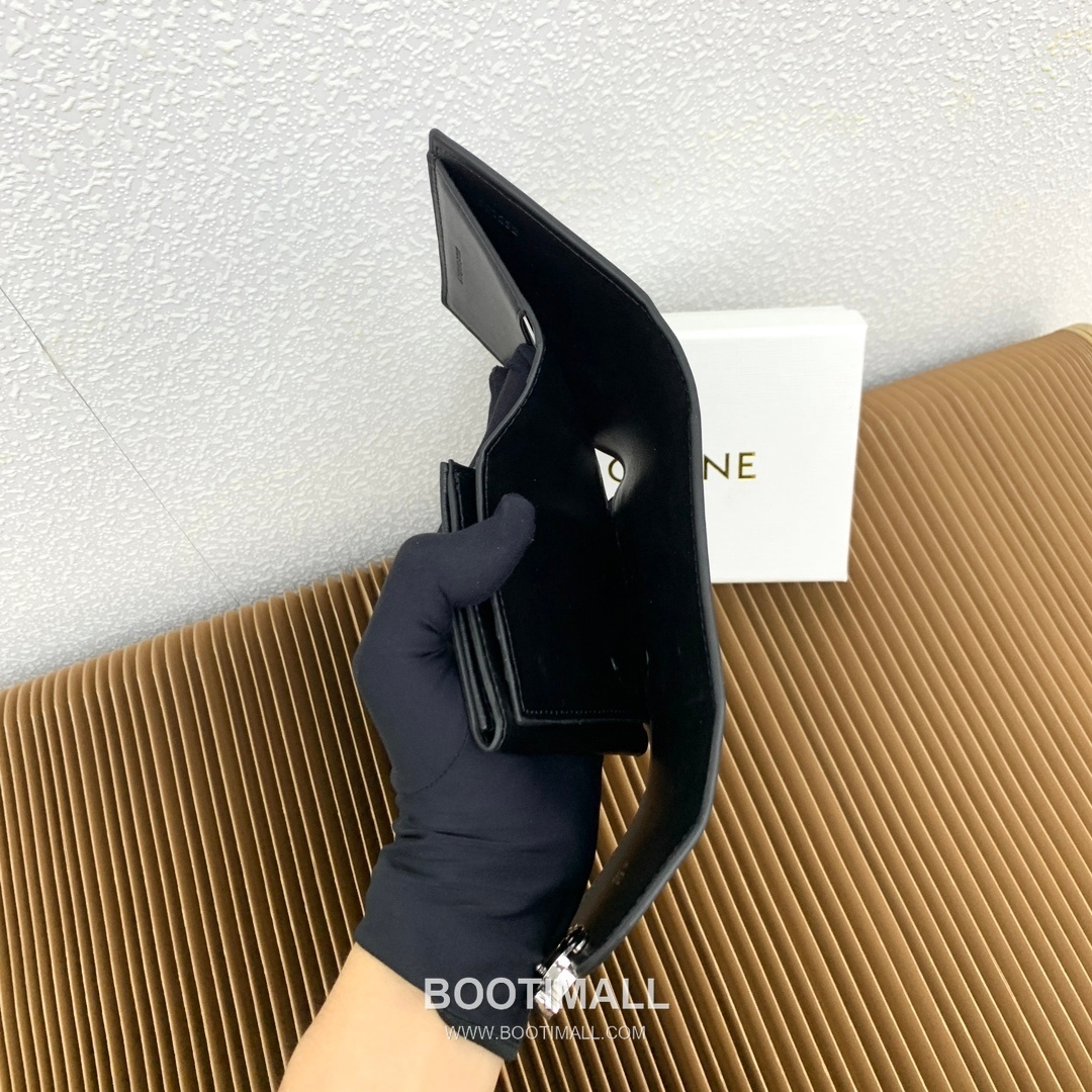 Celine Triomphe Small Flap Wallet in Glossy Lambskin 셀린느 트리옹프 글로시 램스킨 스몰 플랩 지갑 10783 10.5cm 8