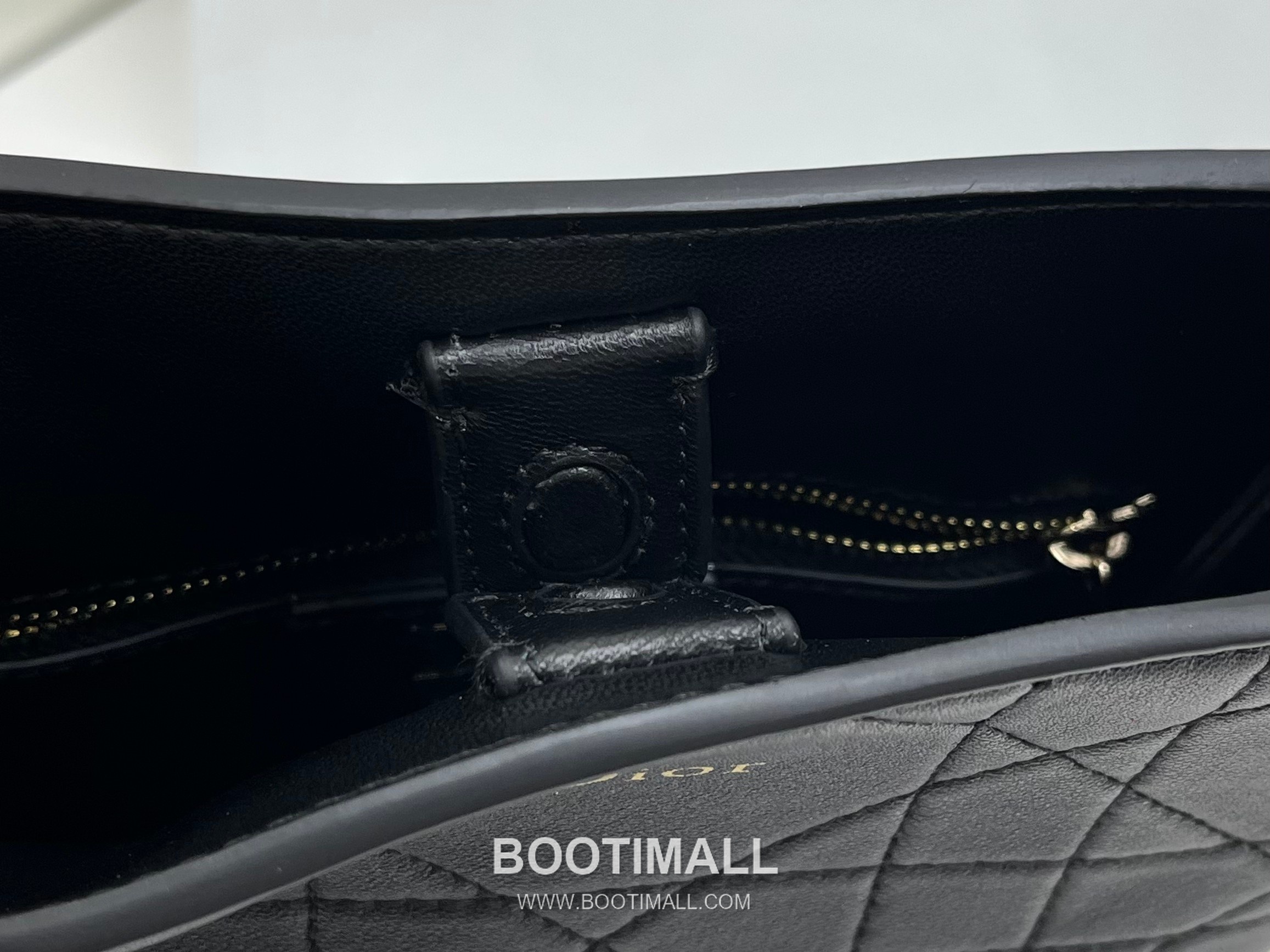 Dior Trianon Vertical Cannage Lambskin Chain Shoulder Bag 디올 트리아농 버티컬 까나쥬 램스킨 체인 숄더백 21cm 8