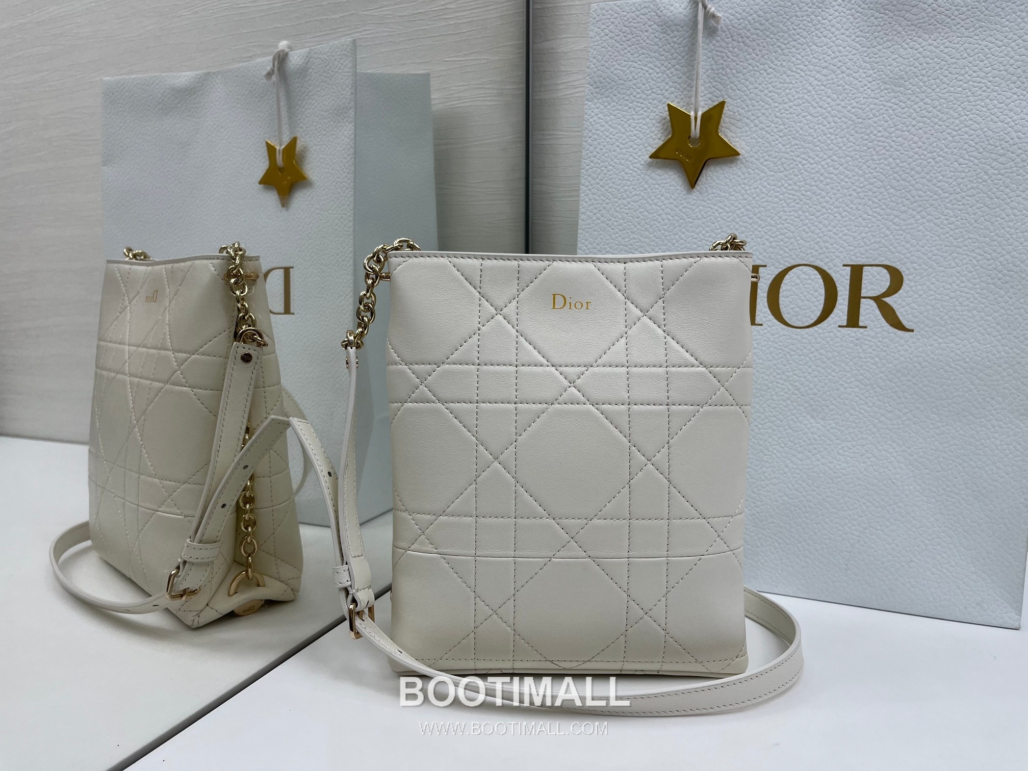Dior Trianon Vertical Cannage Lambskin Chain Shoulder Bag 디올 트리아농 버티컬 까나쥬 램스킨 체인 숄더백 21cm 1