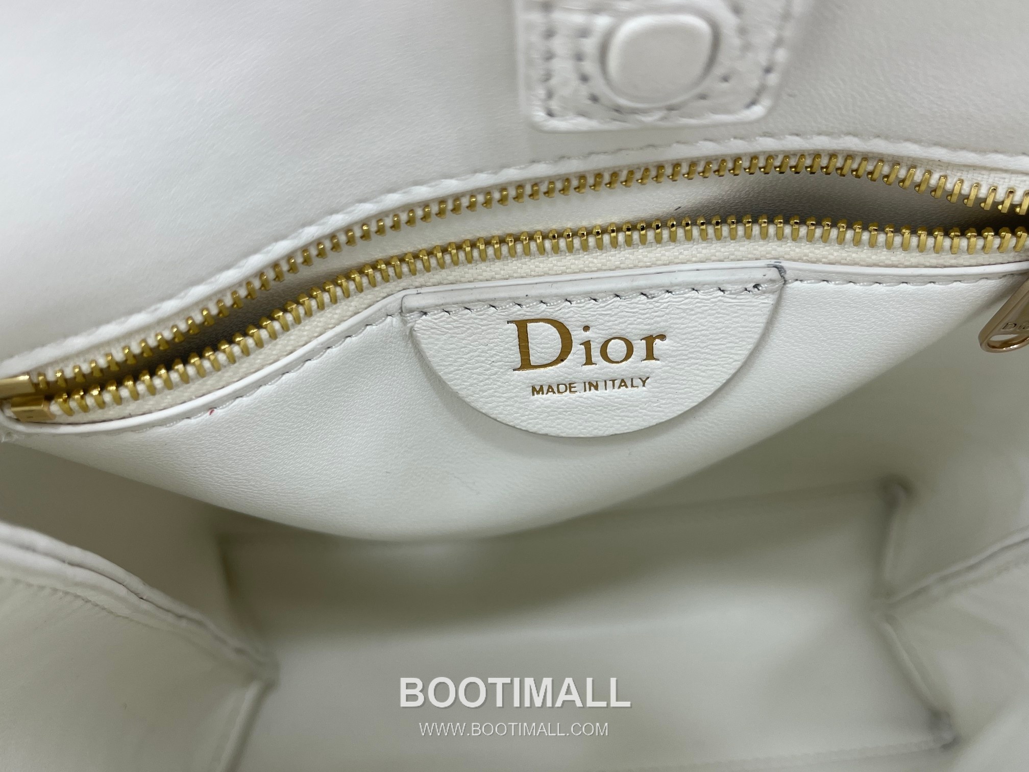 Dior Trianon Vertical Cannage Lambskin Chain Shoulder Bag 디올 트리아농 버티컬 까나쥬 램스킨 체인 숄더백 21cm 9