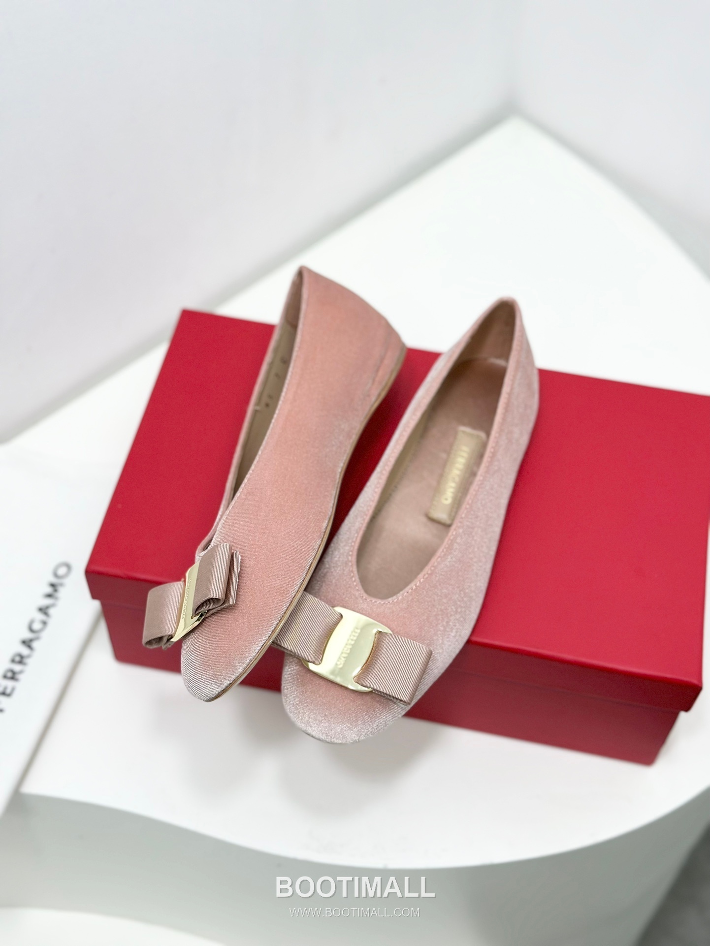 Salvatore Ferragamo Vara Bow Nappa Leather Ballet Flats 살바토레 페라가모 바라 리본 나파 레더 발레리나 플랫 504845 3cm 3