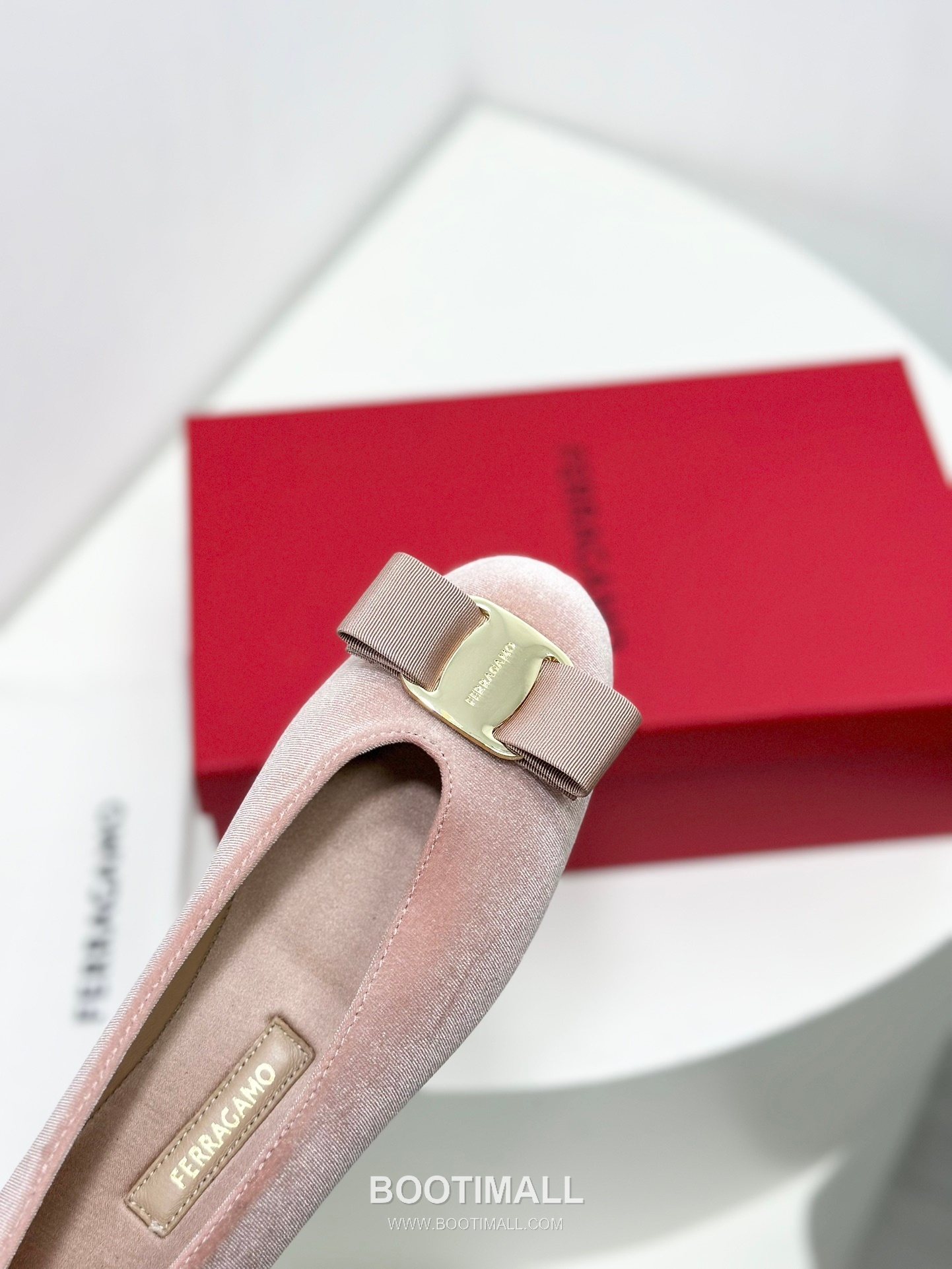 Salvatore Ferragamo Vara Bow Nappa Leather Ballet Flats 살바토레 페라가모 바라 리본 나파 레더 발레리나 플랫 504845 3cm 5