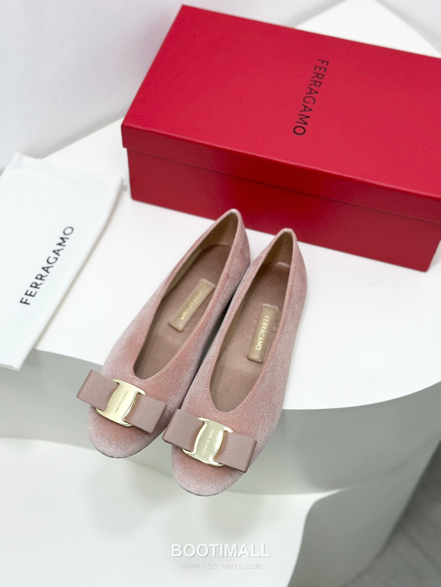 Salvatore Ferragamo Vara Bow Nappa Leather Ballet Flats 살바토레 페라가모 바라 리본 나파 레더 발레리나 플랫 504845 3cm 6