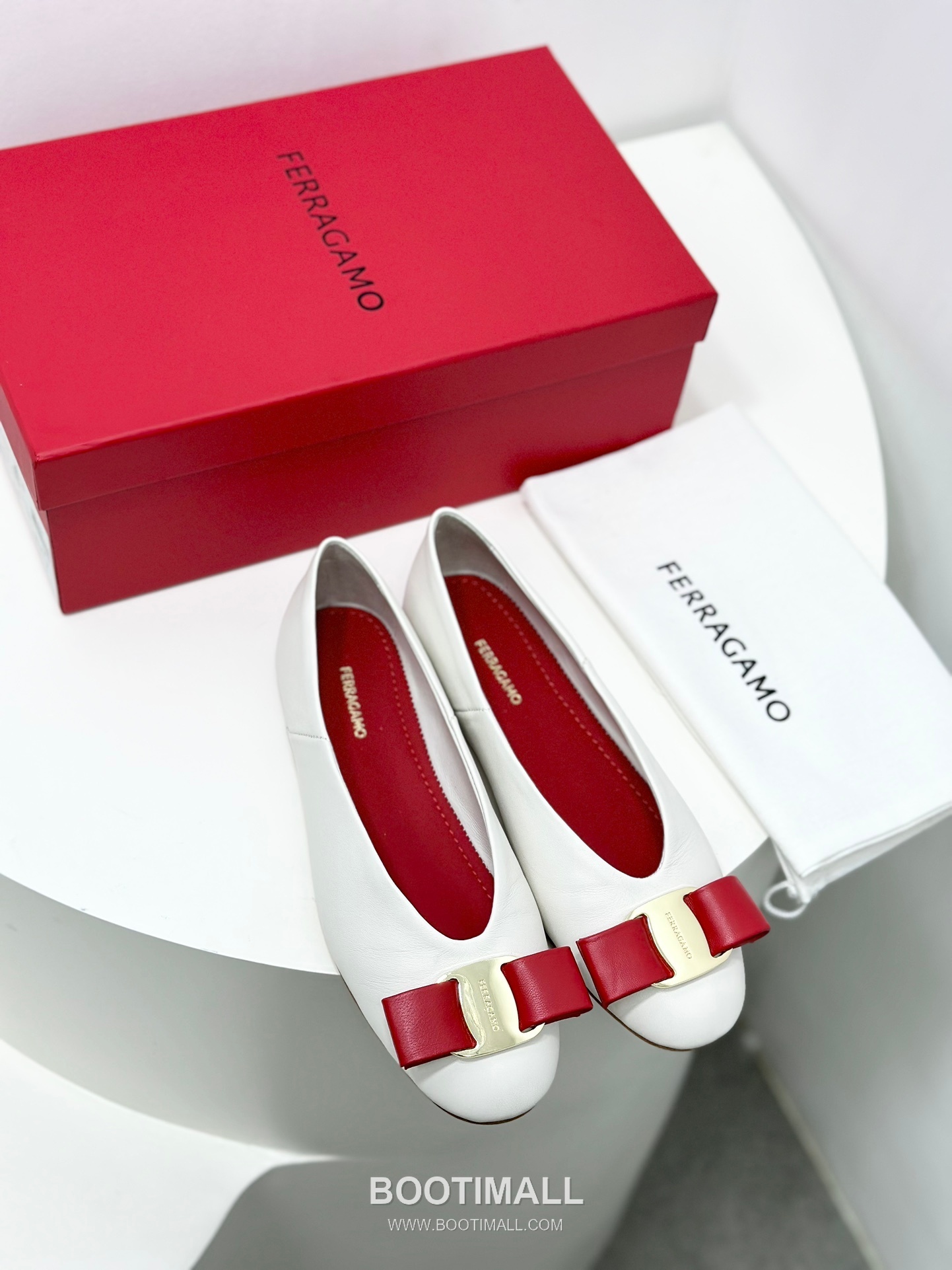 Salvatore Ferragamo Vara Bow Nappa Leather Ballet Flats 살바토레 페라가모 바라 리본 나파 레더 발레리나 플랫 504845 3cm 1
