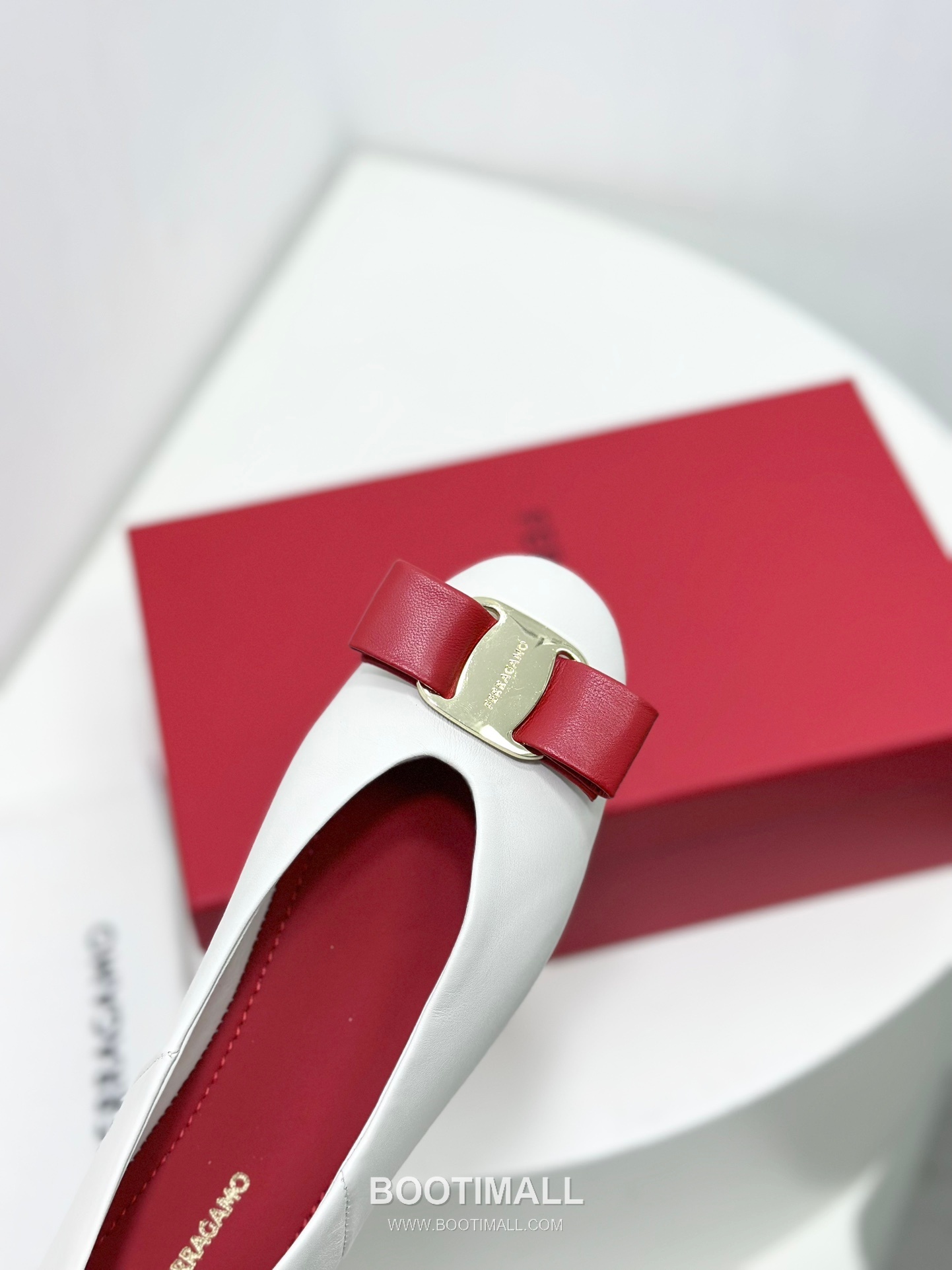 Salvatore Ferragamo Vara Bow Nappa Leather Ballet Flats 살바토레 페라가모 바라 리본 나파 레더 발레리나 플랫 504845 3cm 7