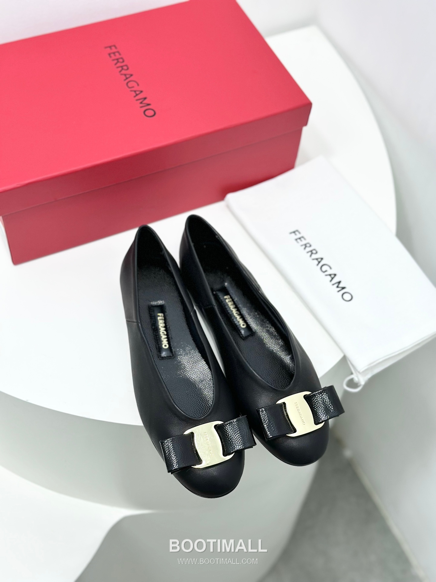 Salvatore Ferragamo Vara Bow Nappa Leather Ballet Flats 살바토레 페라가모 바라 리본 나파 레더 발레리나 플랫 504845 3cm 1