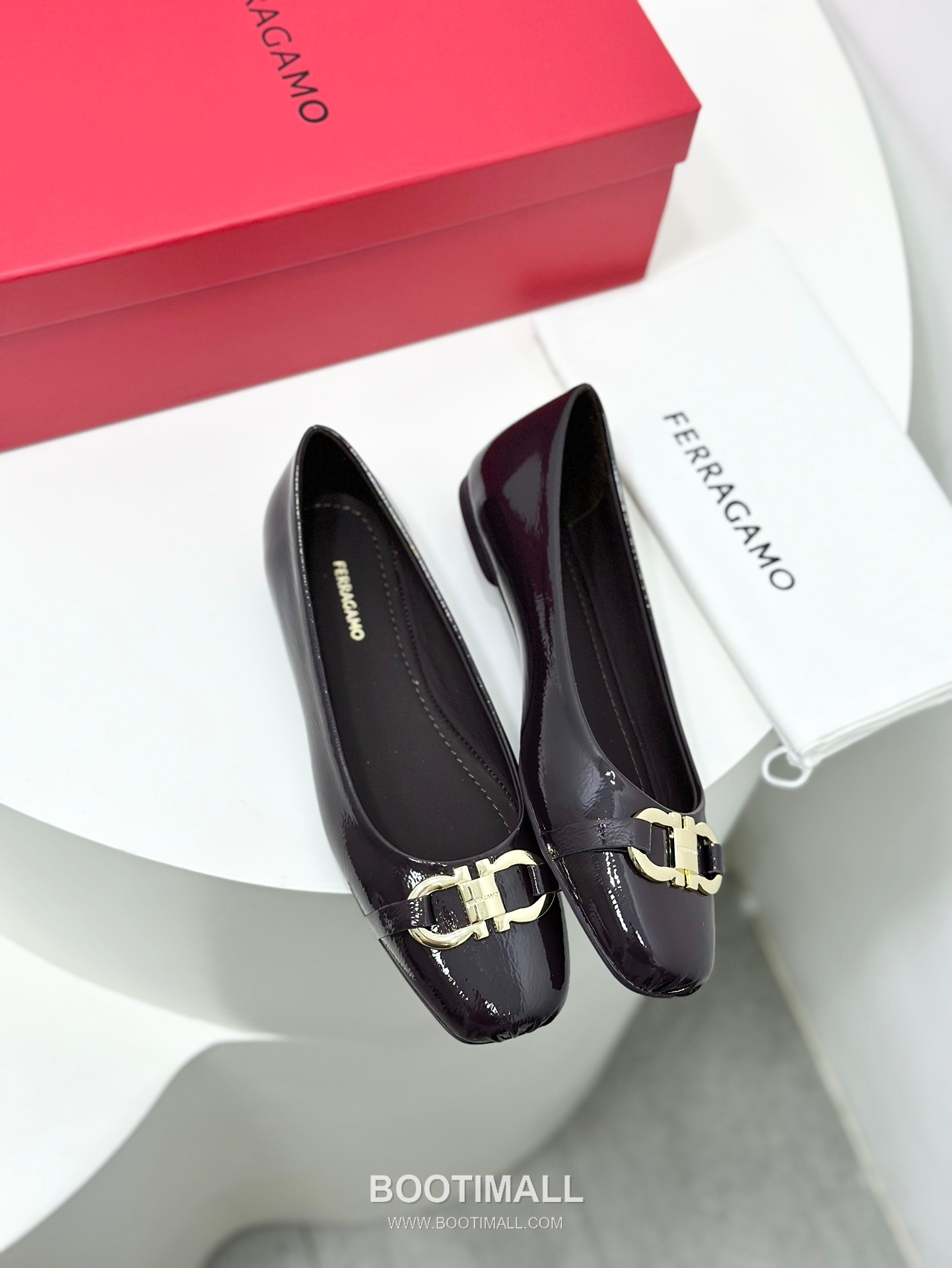Salvatore Ferragamo Gancini Patent Leather Ballet Flats 살바토레 페라가모 간치니 페이턴트 레더 발레리나 플랫 454039 2cm 2