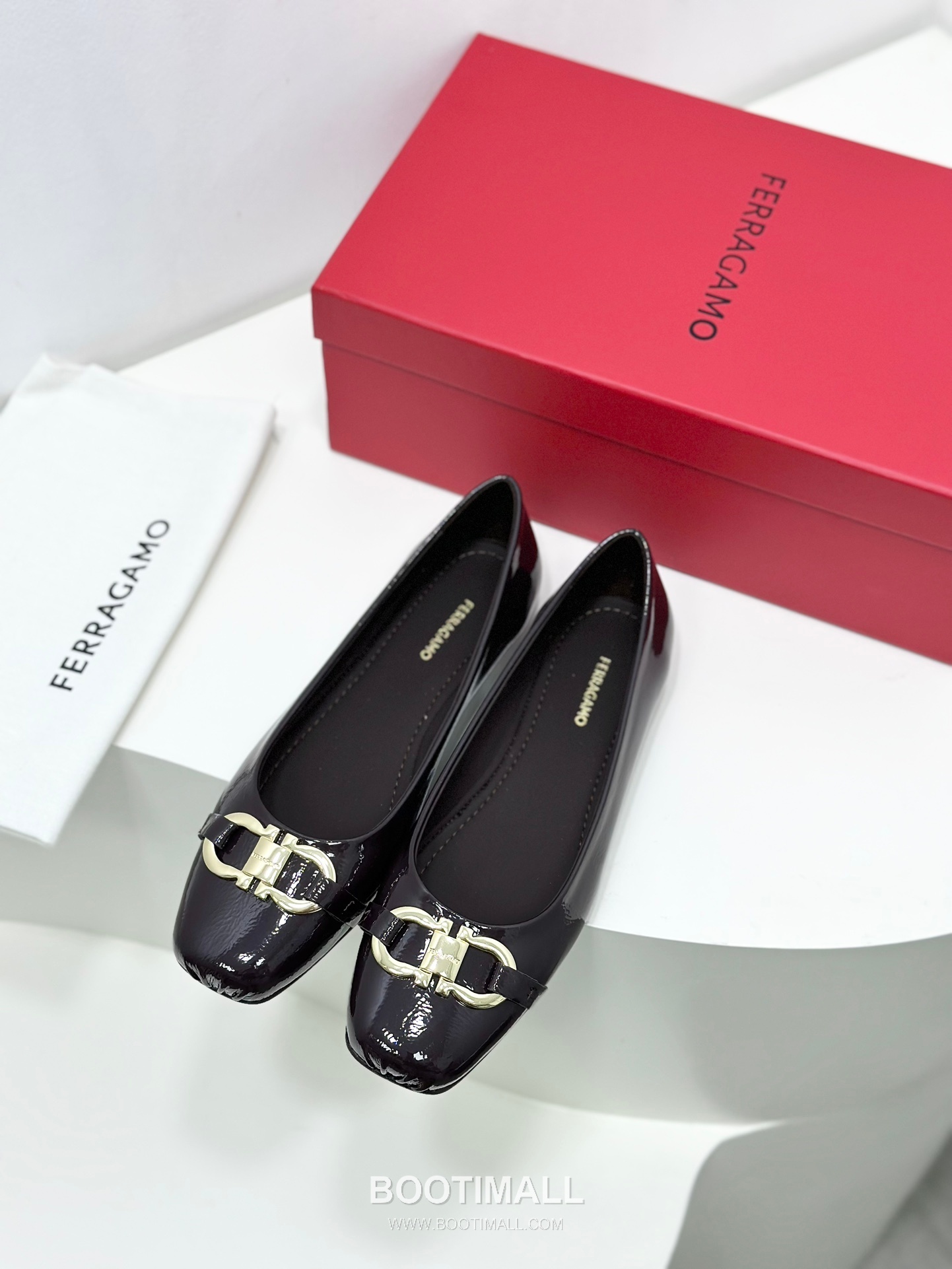 Salvatore Ferragamo Gancini Patent Leather Ballet Flats 살바토레 페라가모 간치니 페이턴트 레더 발레리나 플랫 454039 2cm 6