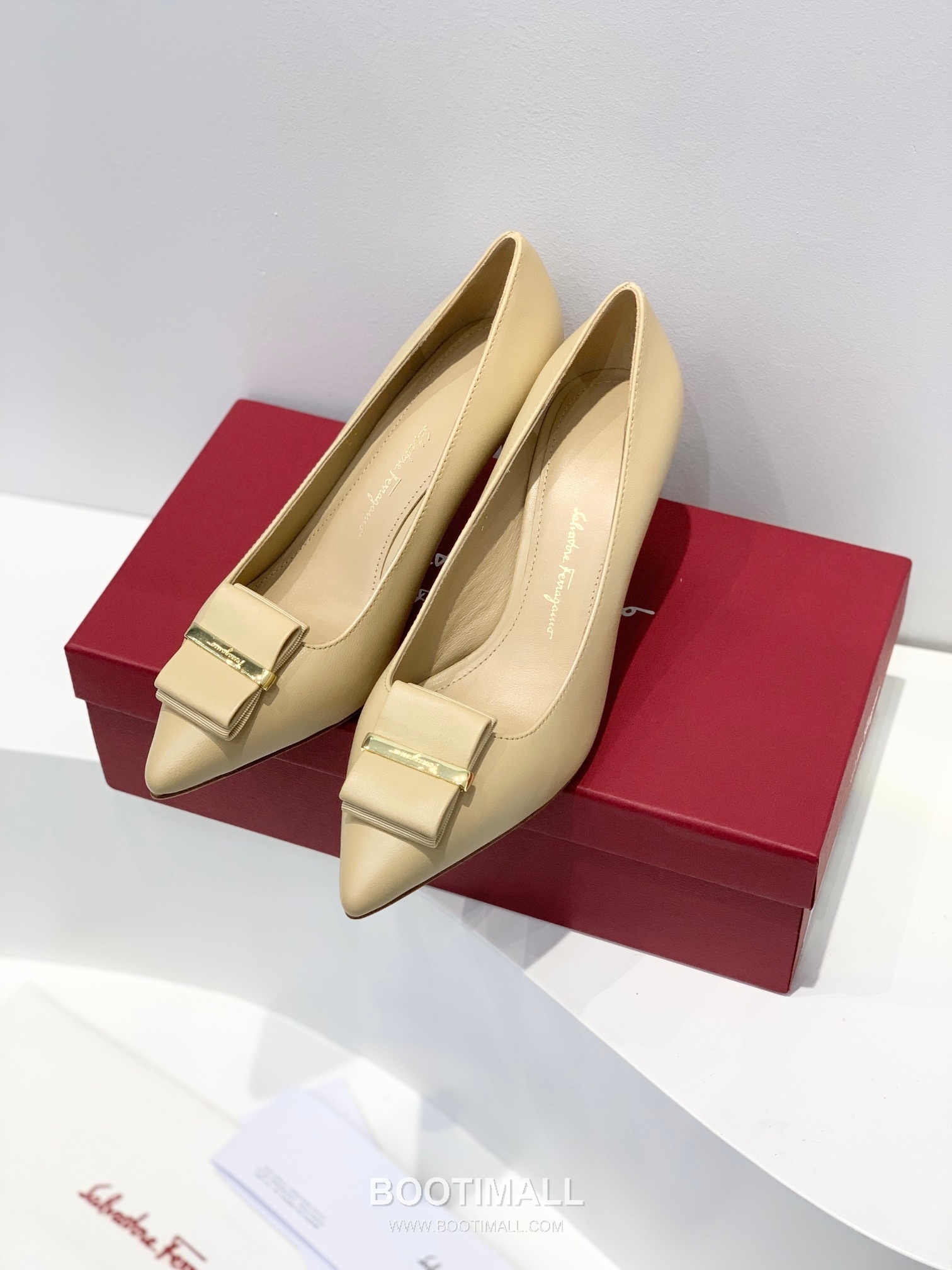 Salvatore Ferragamo Double Bow Pointed Toe Pump Heels 살바토레 페라가모 더블 리본 포인티드 토 펌프스 힐 504845 7cm 4