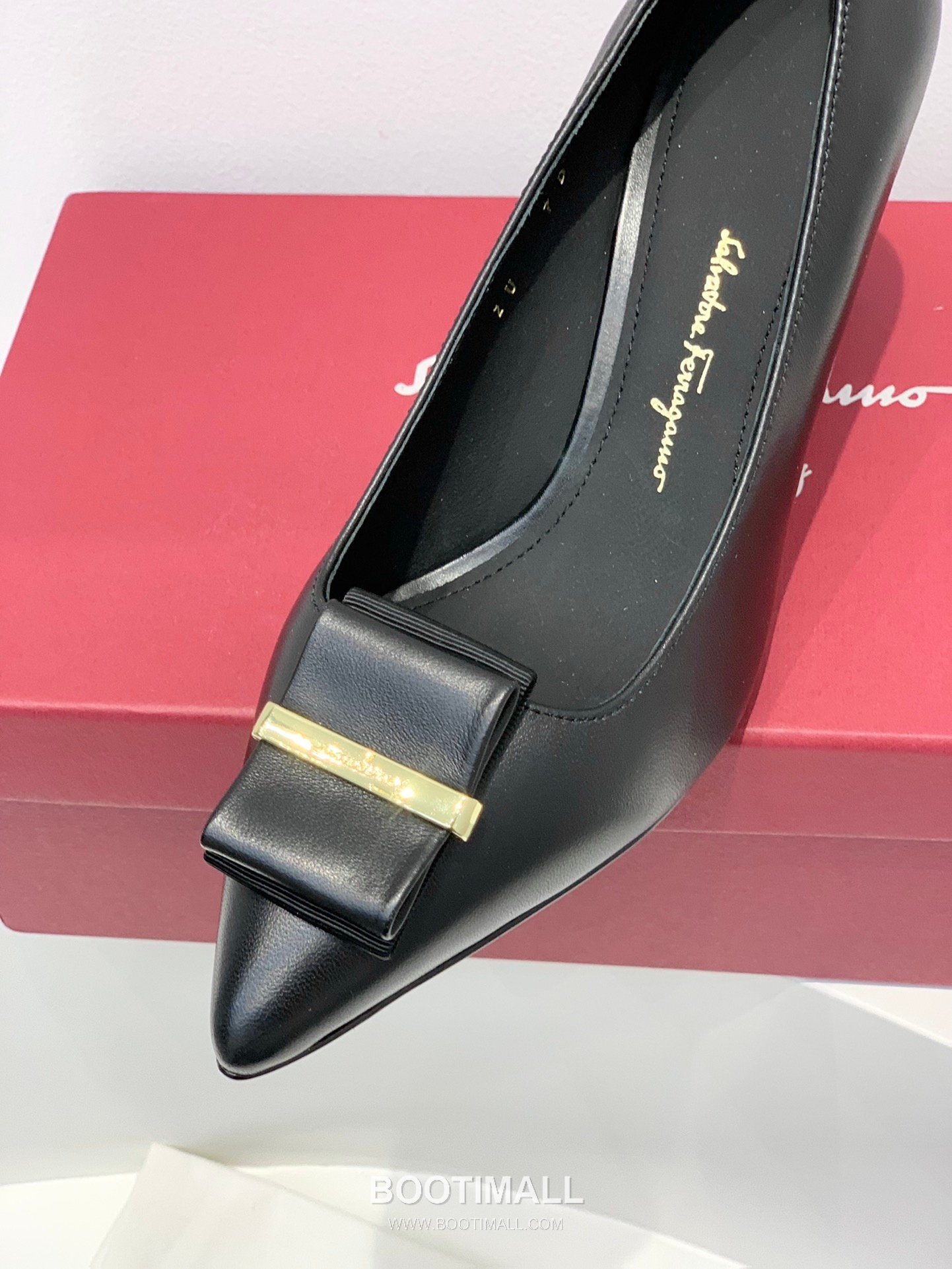 Salvatore Ferragamo Double Bow Pointed Toe Pump Heels 살바토레 페라가모 더블 리본 포인티드 토 펌프스 힐 504845 7cm 8