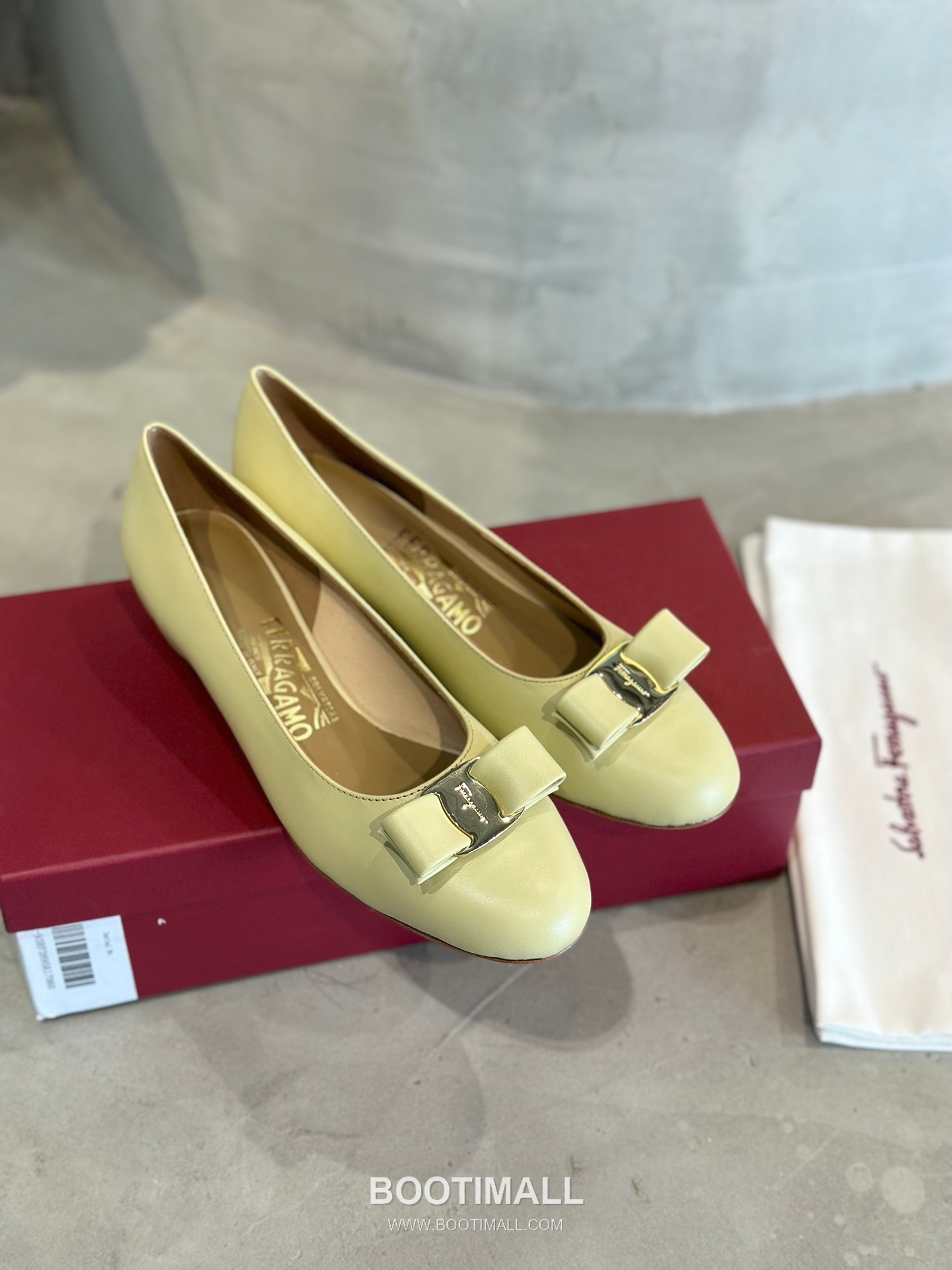 Salvatore Ferragamo Vara Bow Grosgrain Pump Heels 살바토레 페라가모 바라 리본 그로그랭 펌프스 힐 504845 7cm 4