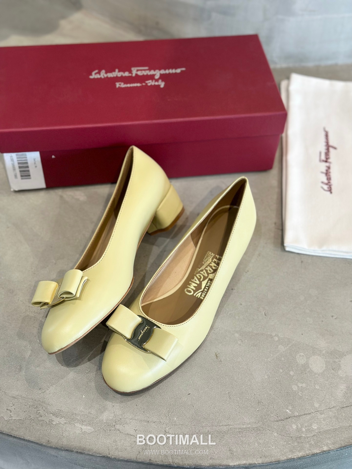 Salvatore Ferragamo Vara Bow Grosgrain Pump Heels 살바토레 페라가모 바라 리본 그로그랭 펌프스 힐 504845 7cm 7