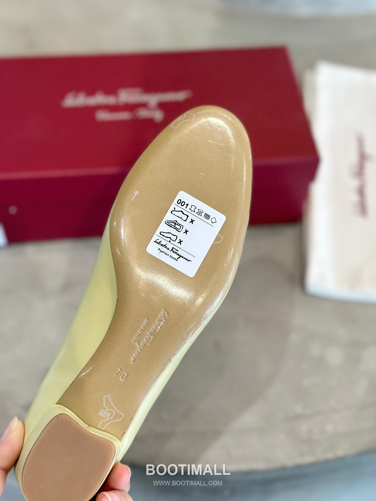 Salvatore Ferragamo Vara Bow Grosgrain Pump Heels 살바토레 페라가모 바라 리본 그로그랭 펌프스 힐 504845 7cm 9
