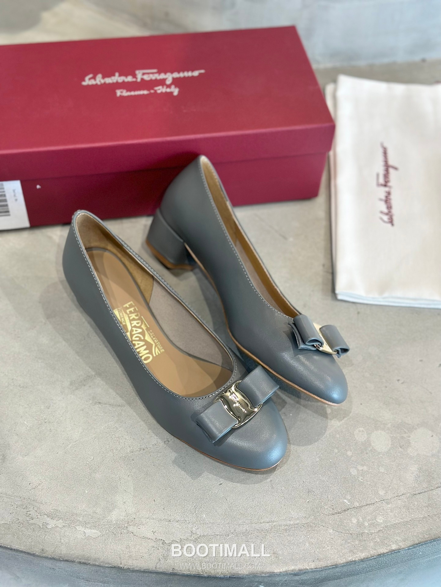 Salvatore Ferragamo Vara Bow Grosgrain Pump Heels 살바토레 페라가모 바라 리본 그로그랭 펌프스 힐 504845 7cm 3