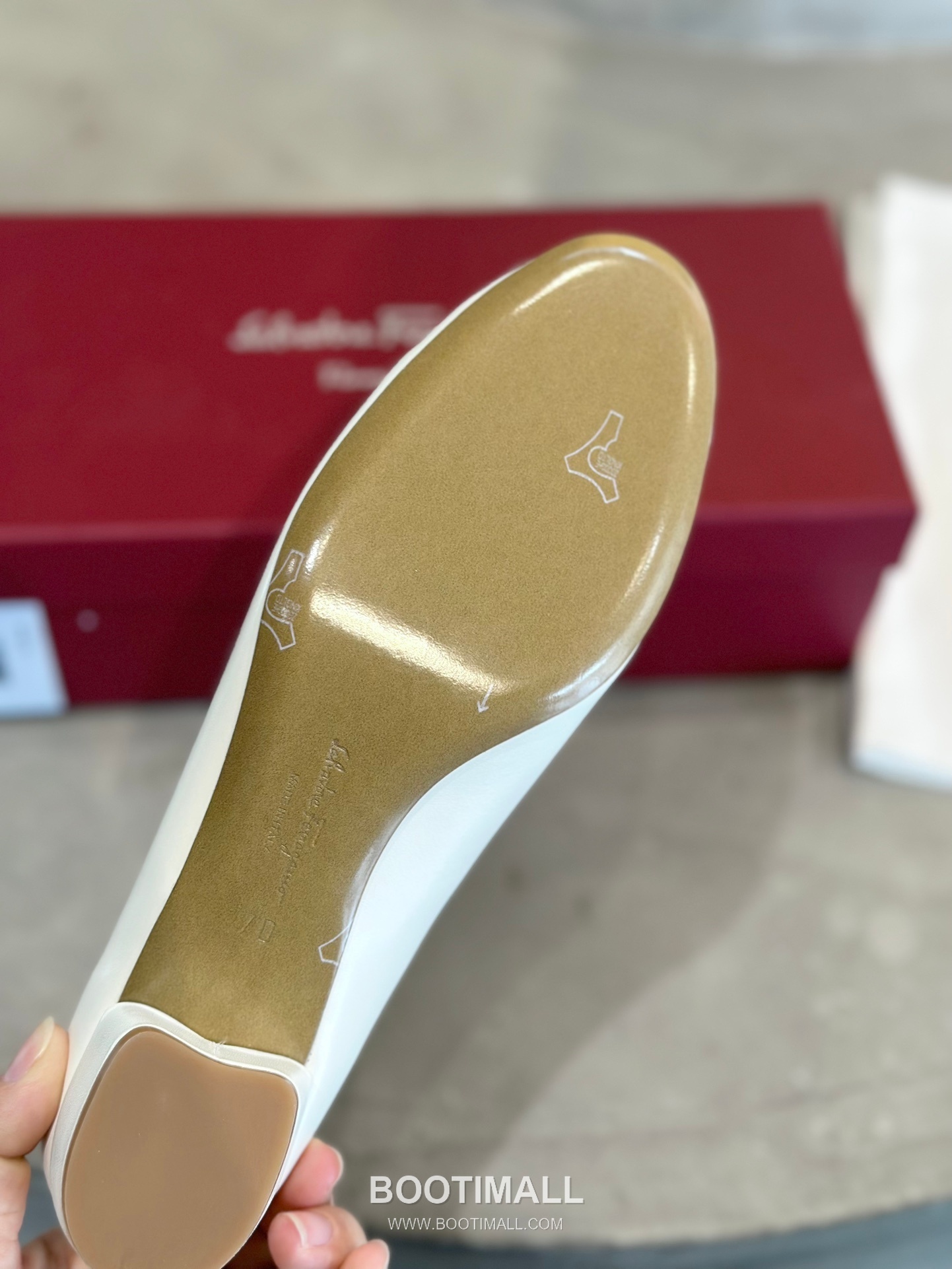 Salvatore Ferragamo Vara Bow Grosgrain Pump Heels 살바토레 페라가모 바라 리본 그로그랭 펌프스 힐 504845 7cm 9