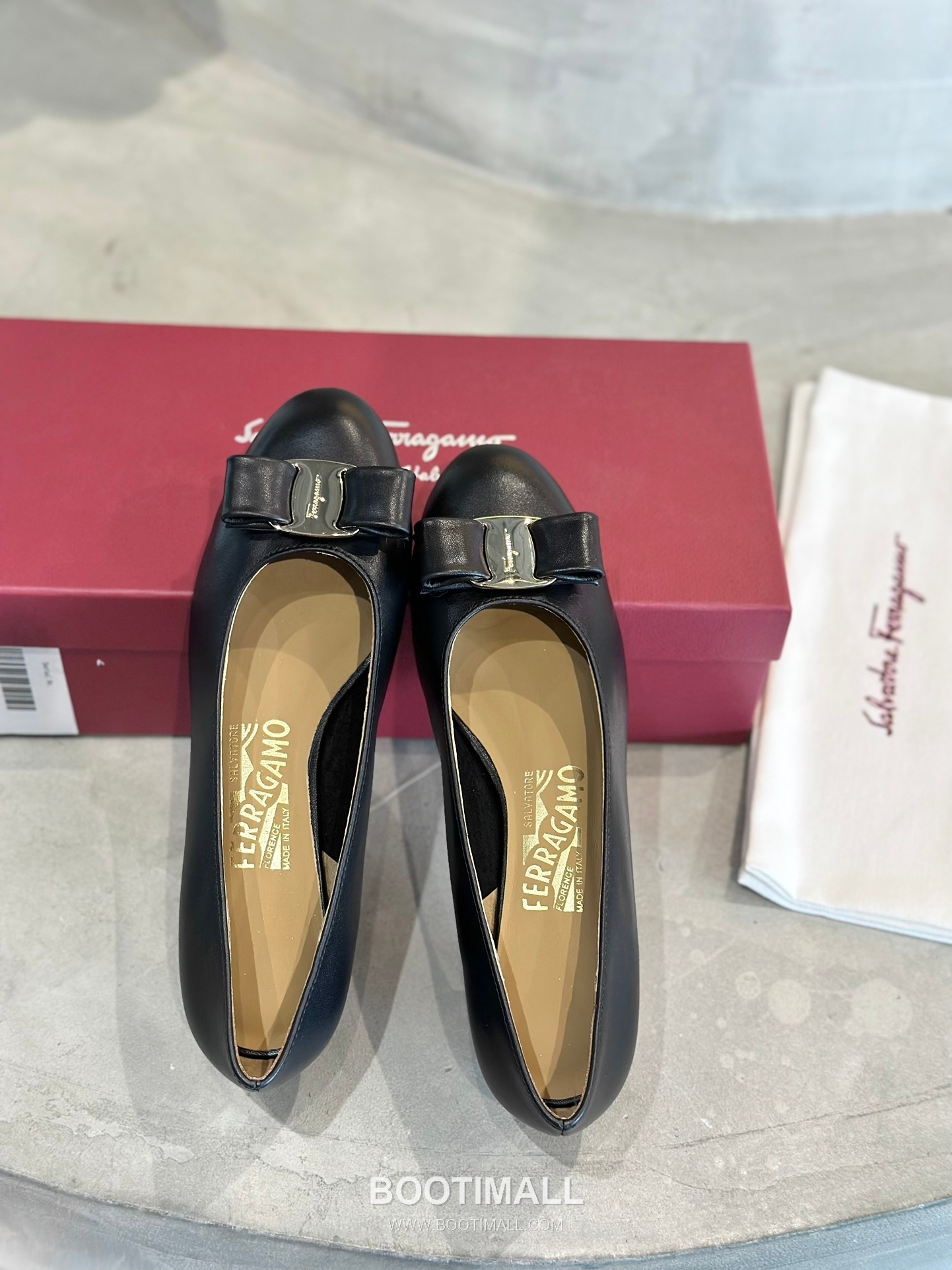 Salvatore Ferragamo Vara Bow Grosgrain Pump Heels 살바토레 페라가모 바라 리본 그로그랭 펌프스 힐 504845 7cm 1