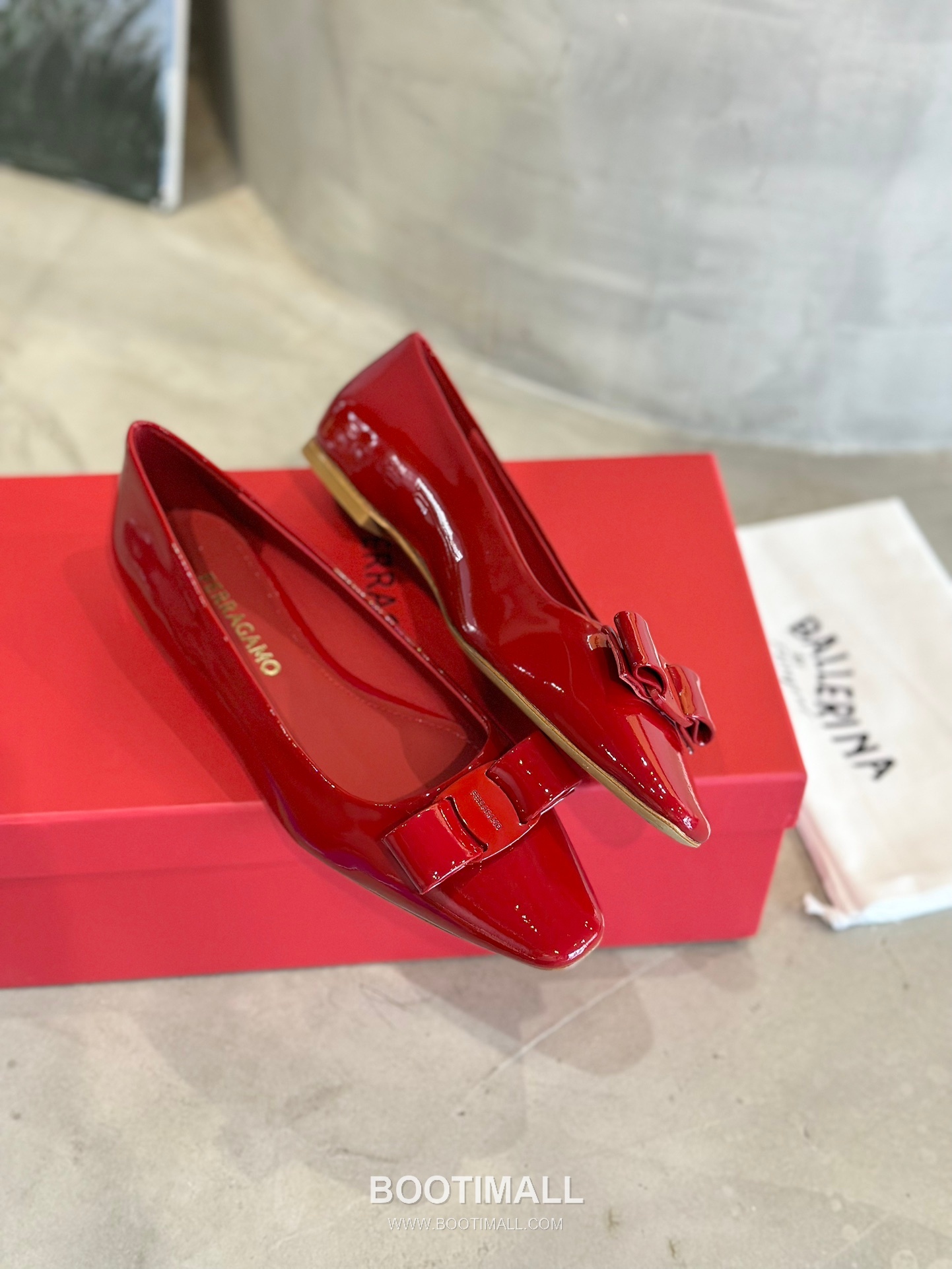 Salvatore Ferragamo Vara Bow Square Toe Ballet Flats 살바토레 페라가모 바라 리본 스퀘어 토 발레리나 플랫 504845 2cm 3