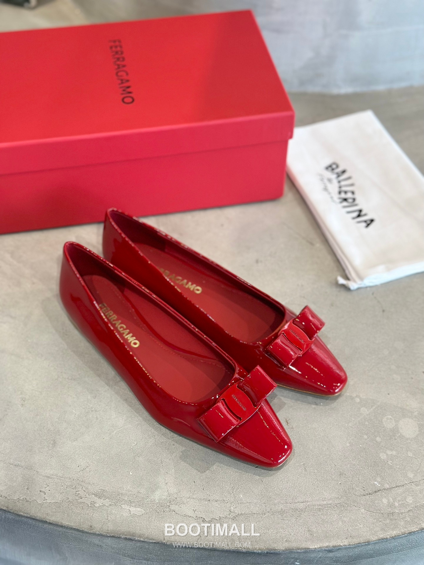 Salvatore Ferragamo Vara Bow Square Toe Ballet Flats 살바토레 페라가모 바라 리본 스퀘어 토 발레리나 플랫 504845 2cm 5