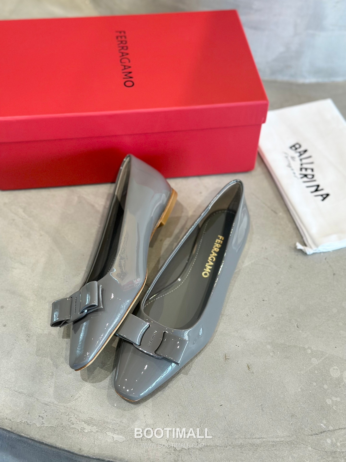 Salvatore Ferragamo Vara Bow Square Toe Ballet Flats 살바토레 페라가모 바라 리본 스퀘어 토 발레리나 플랫 504845 2cm 4