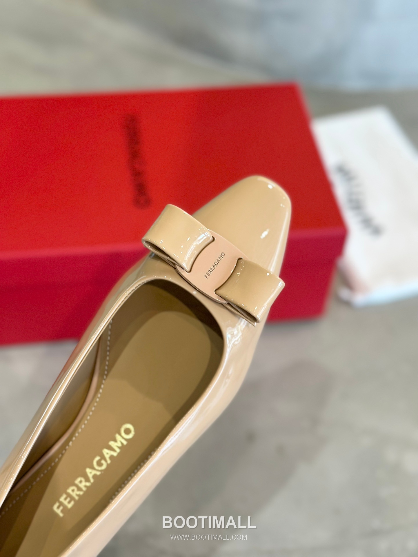 Salvatore Ferragamo Vara Bow Square Toe Ballet Flats 살바토레 페라가모 바라 리본 스퀘어 토 발레리나 플랫 504845 2cm 7