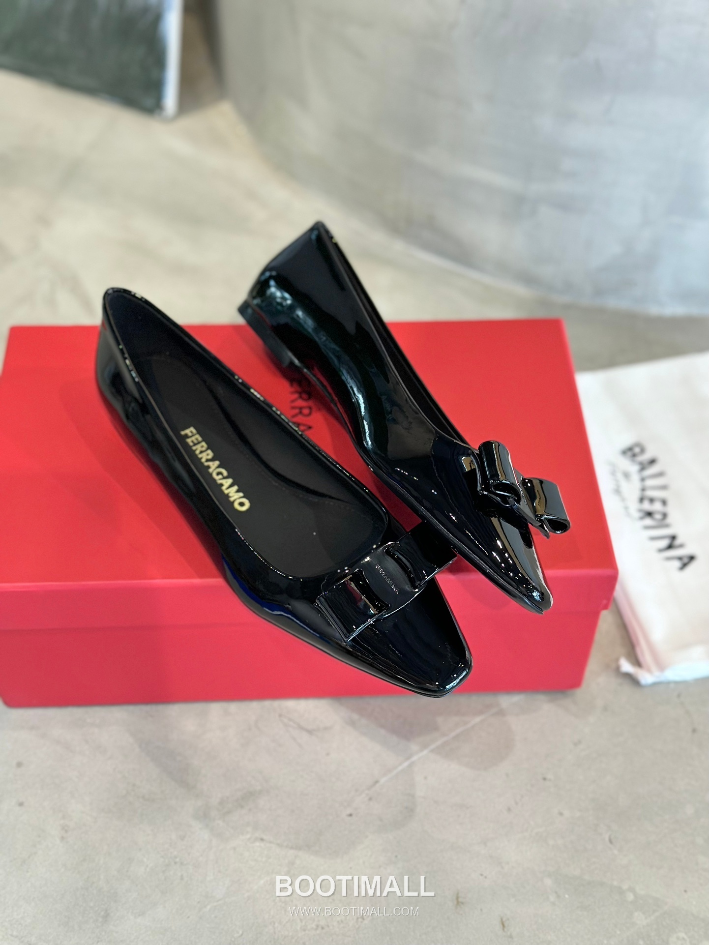 Salvatore Ferragamo Vara Bow Square Toe Ballet Flats 살바토레 페라가모 바라 리본 스퀘어 토 발레리나 플랫 504845 2cm 3